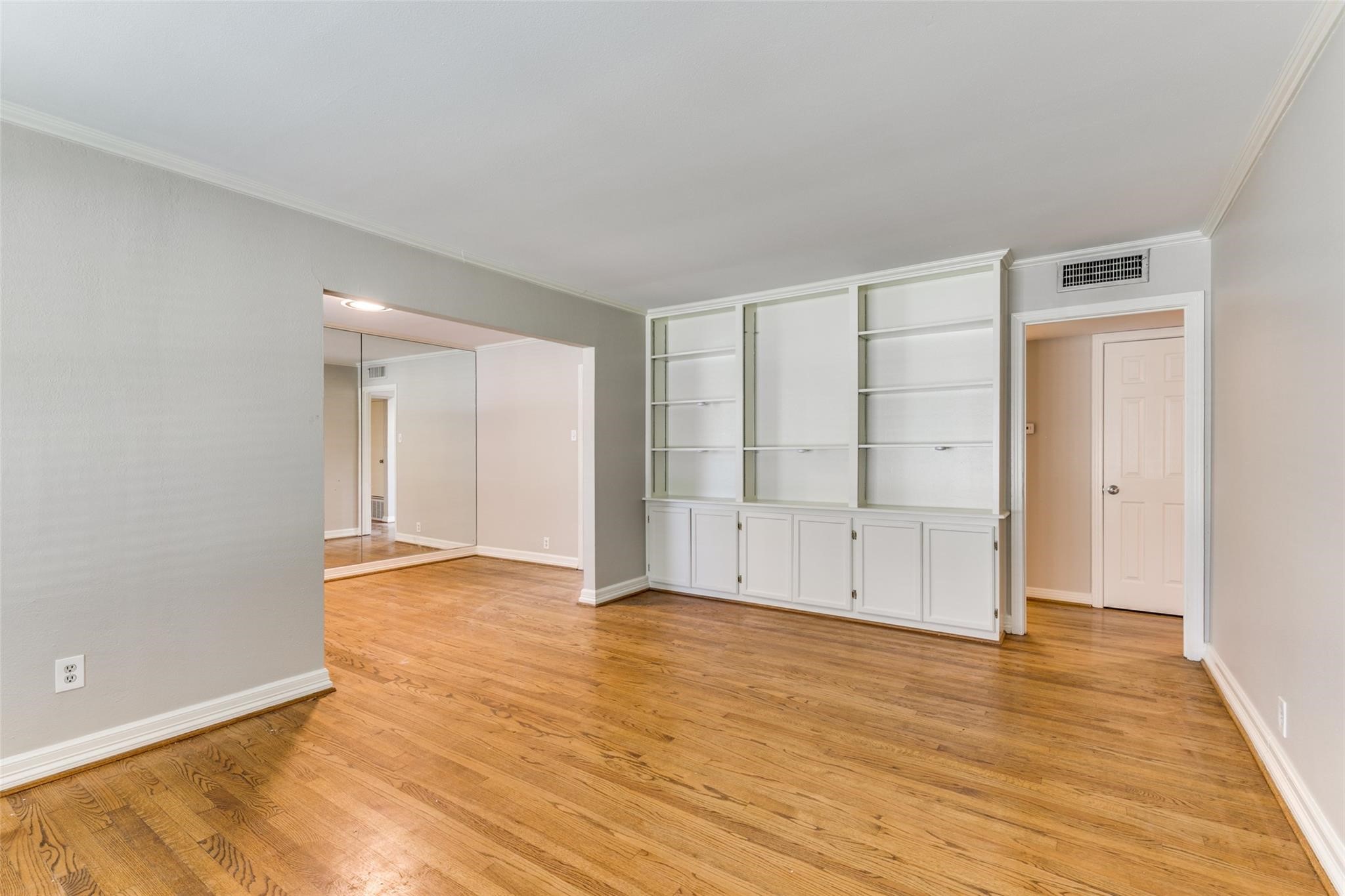 6545 Winton Street Dallas TX 75214
