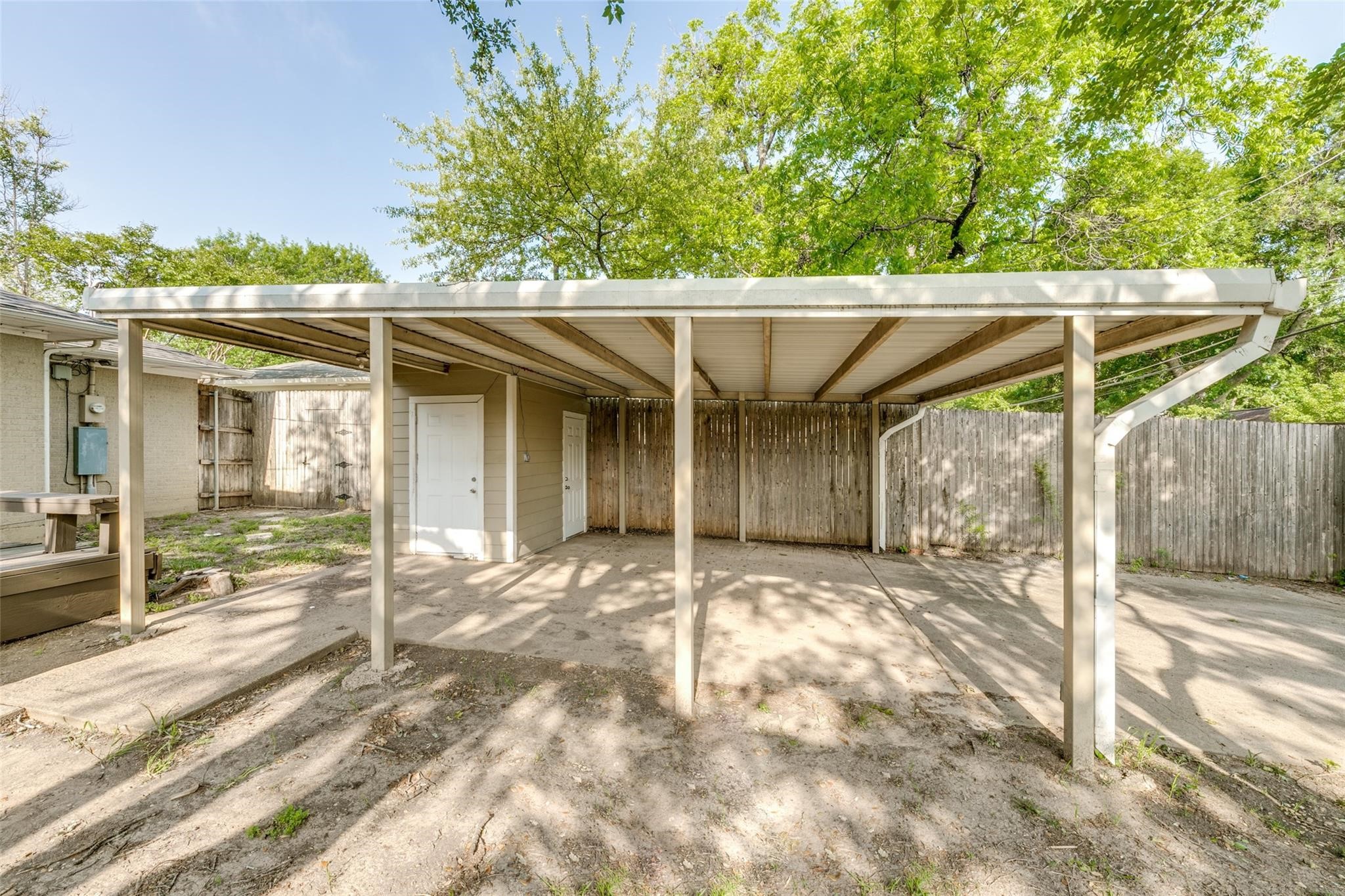 6545 Winton Street Dallas TX 75214