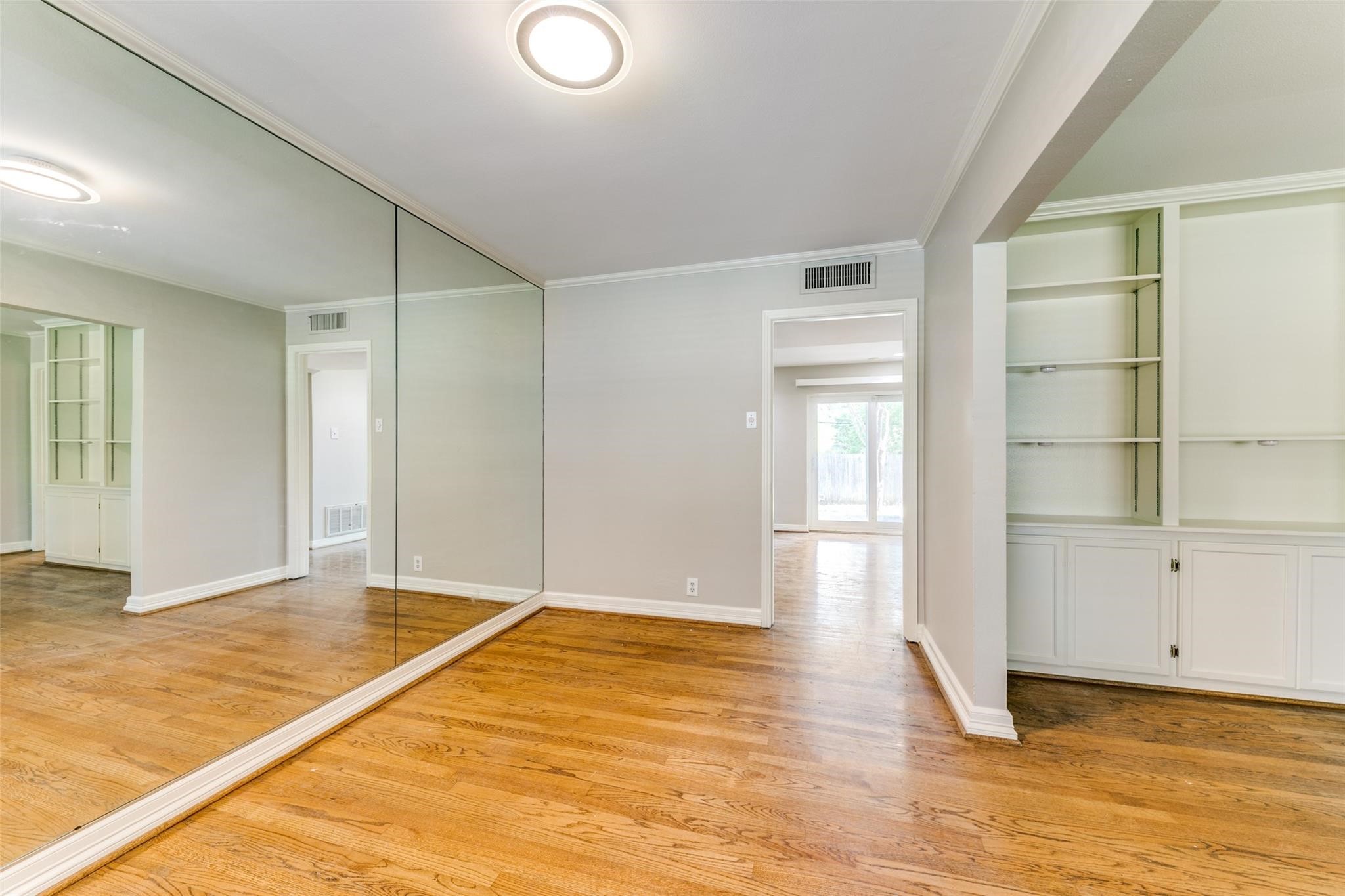 6545 Winton Street Dallas TX 75214