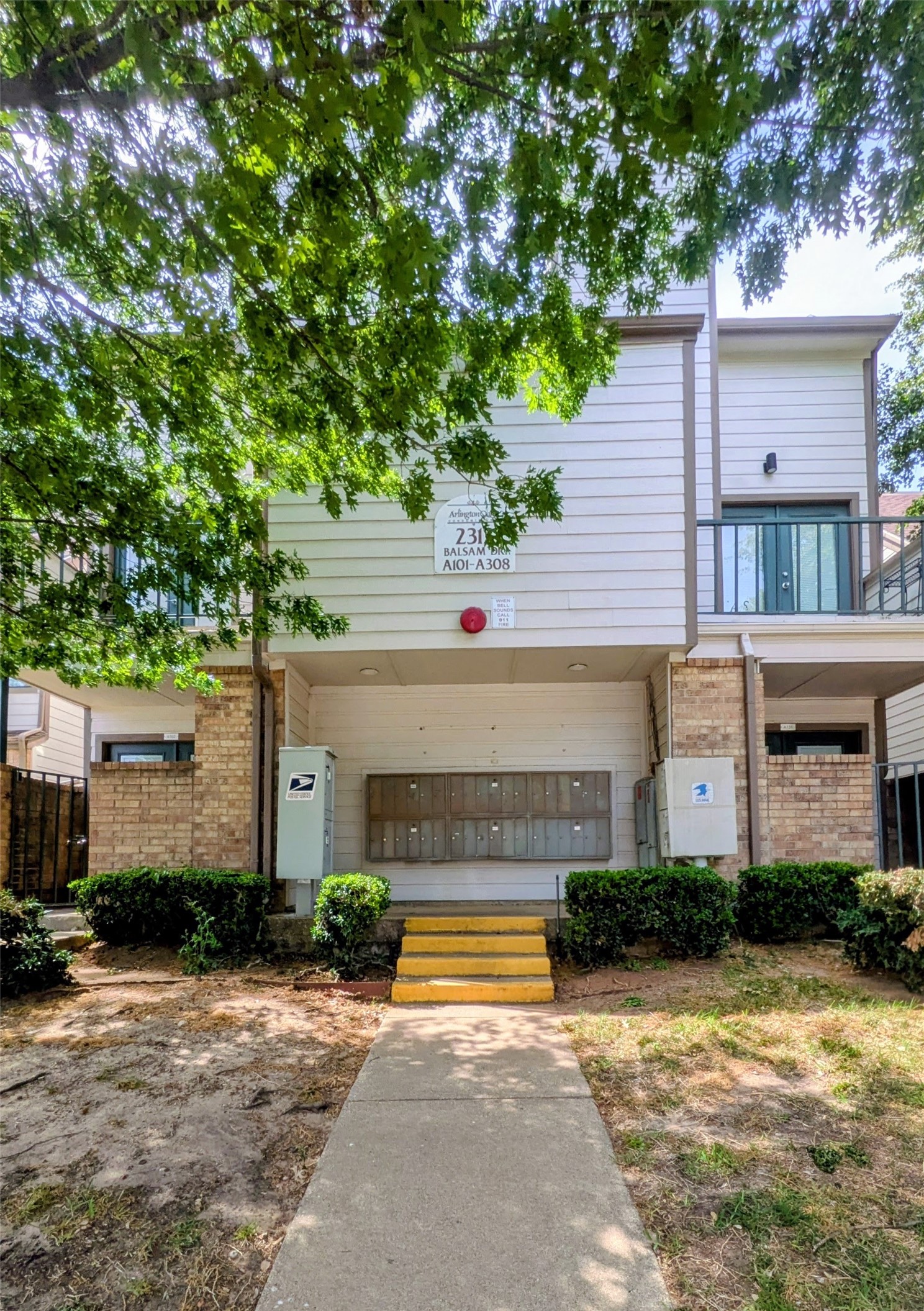 2312 Balsam Drive Arlington TX 76006