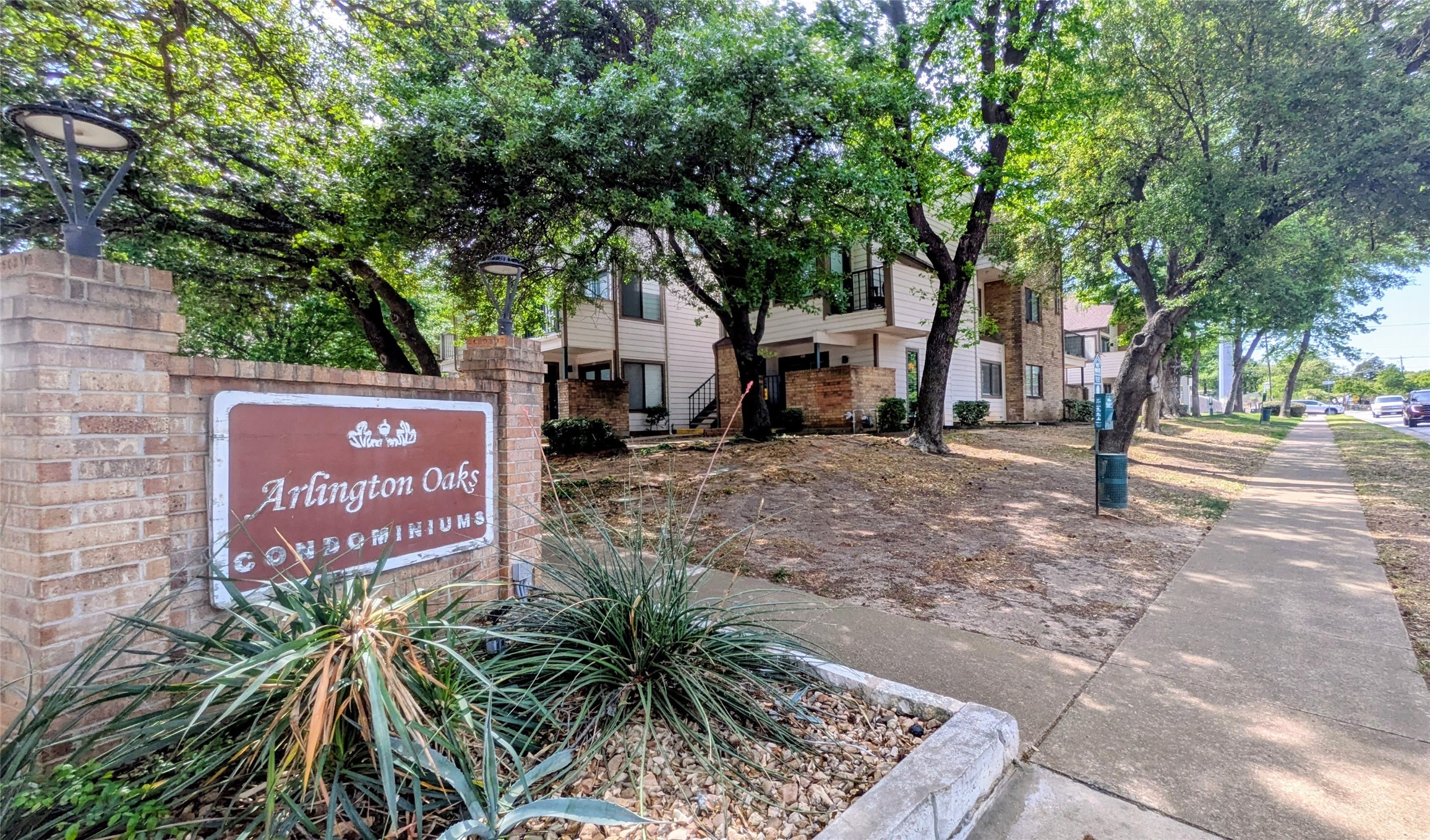 2312 Balsam Drive Arlington TX 76006