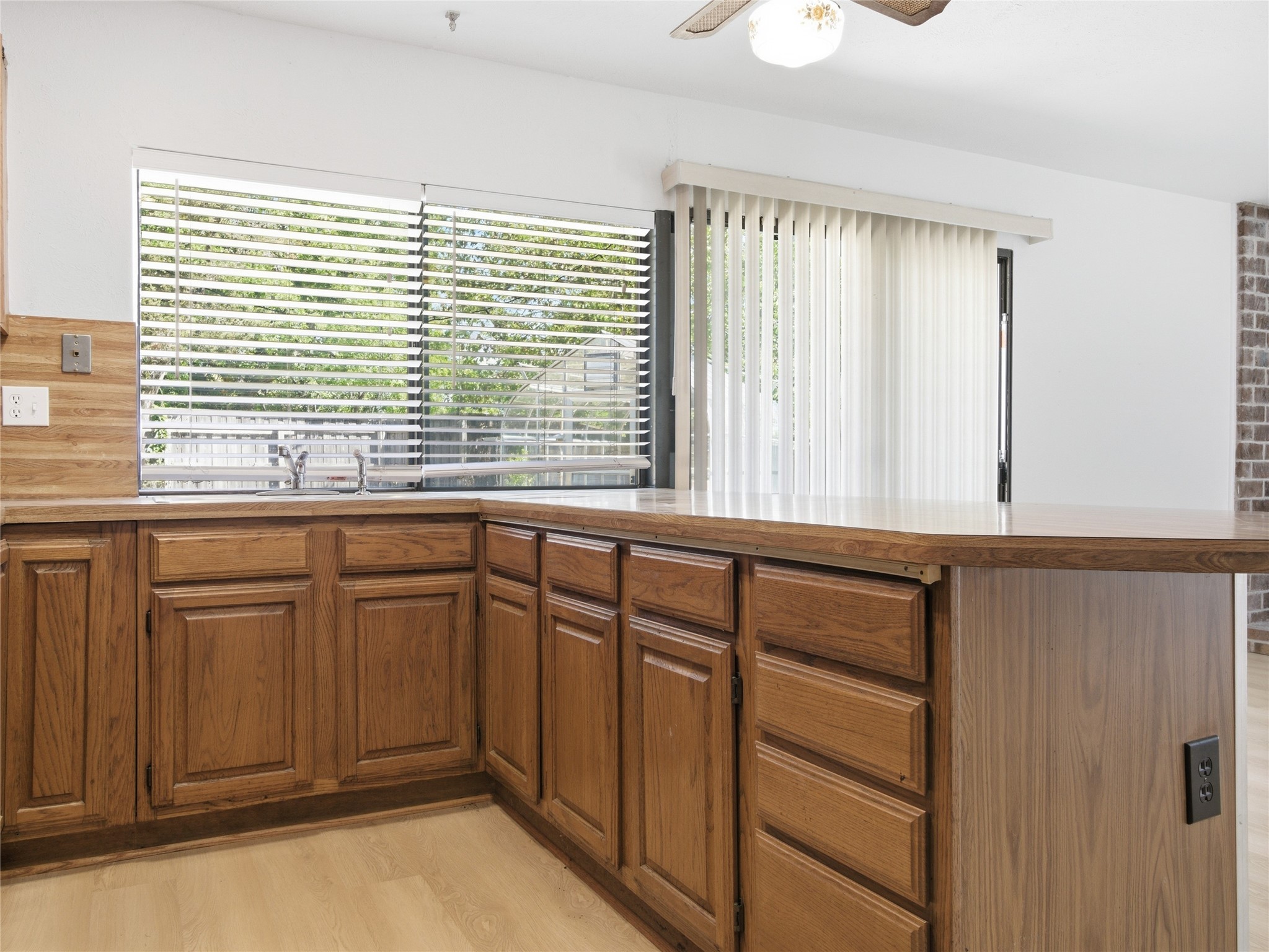 3053 Villa Sur Trail Dallas TX 75228
