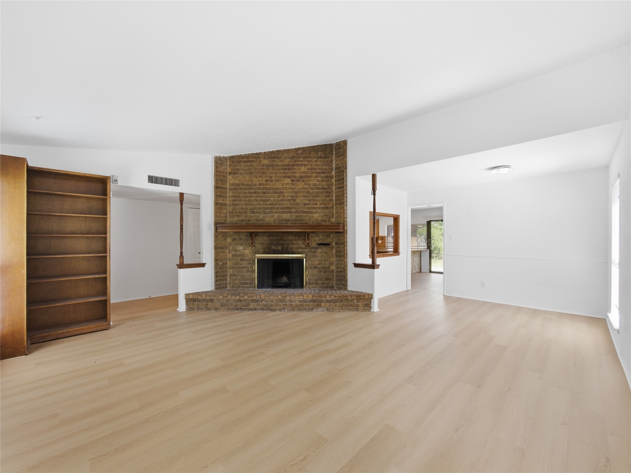 3053 Villa Sur Trail Dallas TX 75228