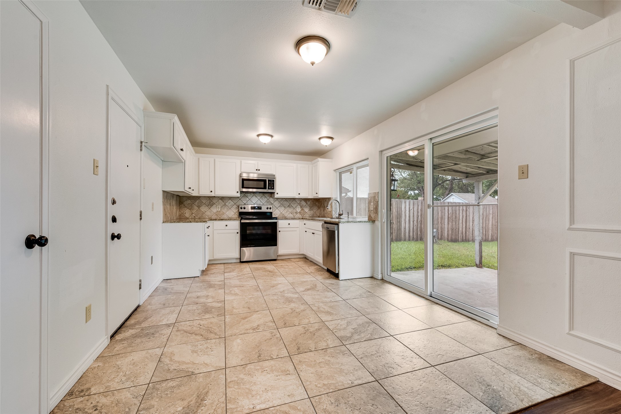 1024 Sunset Drive Garland TX 75040