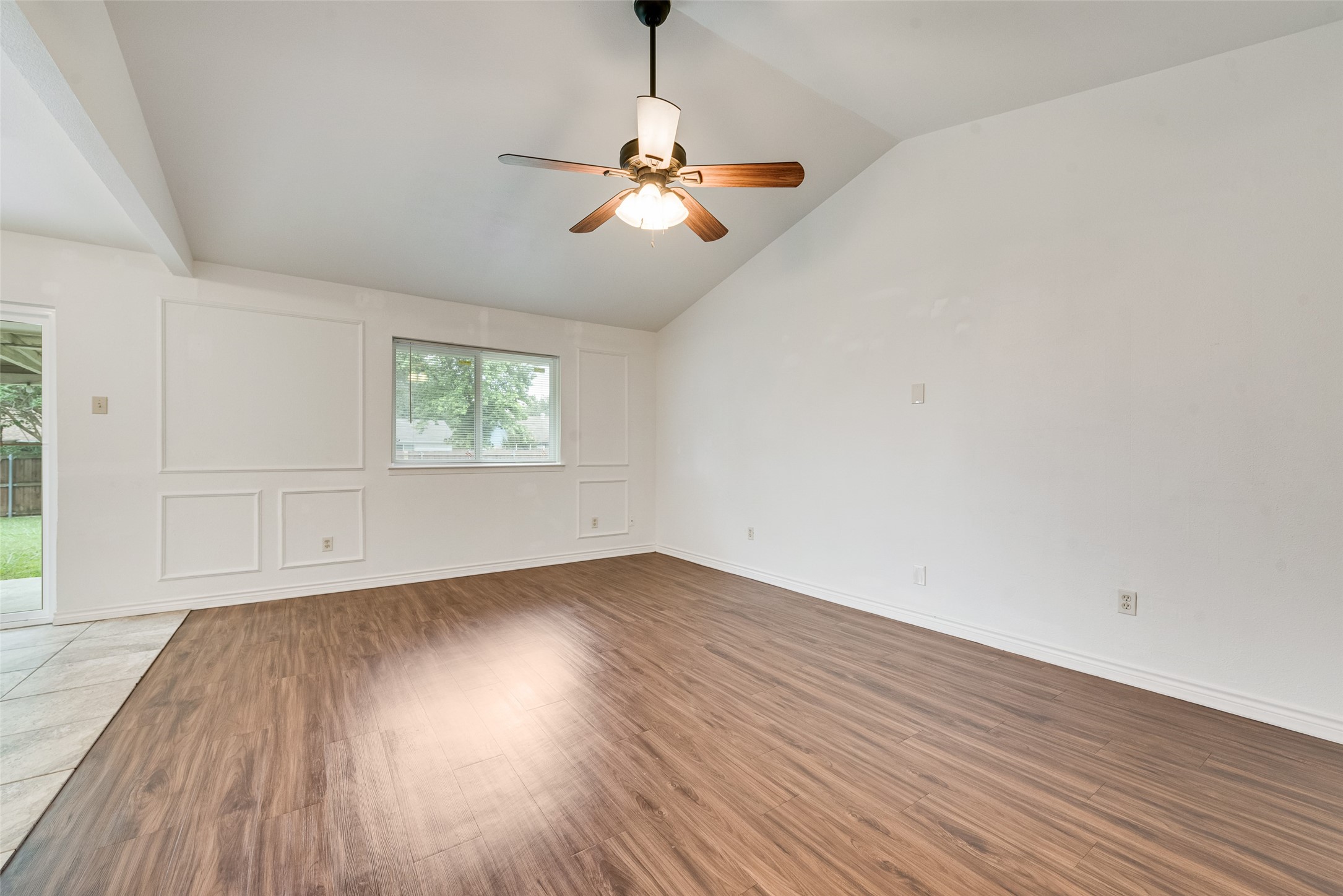 1024 Sunset Drive Garland TX 75040