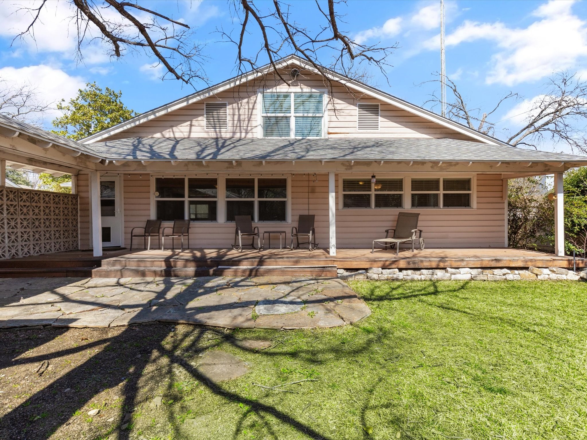 3631 S Hills Avenue Fort Worth TX 76109