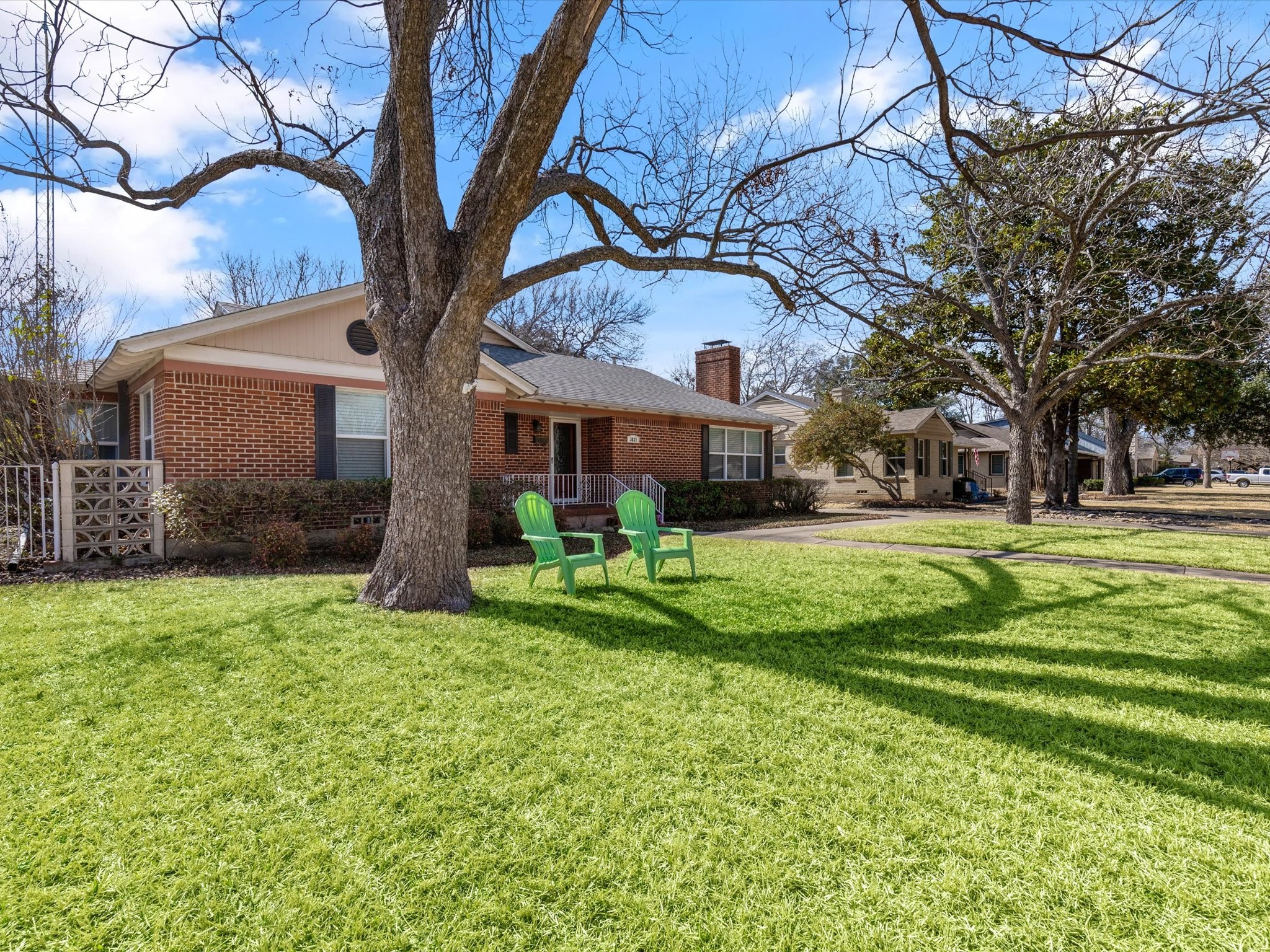 3631 S Hills Avenue Fort Worth TX 76109
