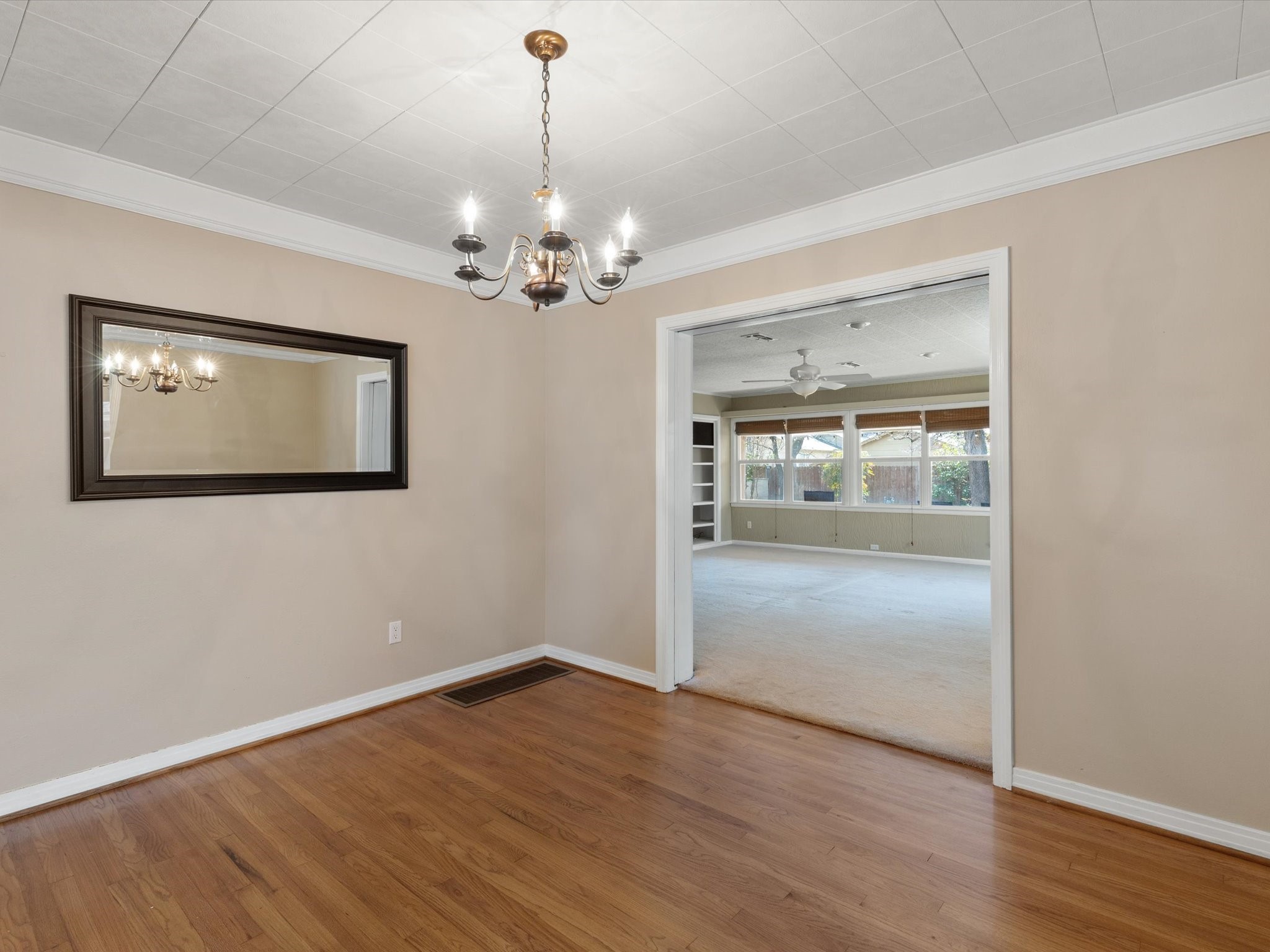 3631 S Hills Avenue Fort Worth TX 76109