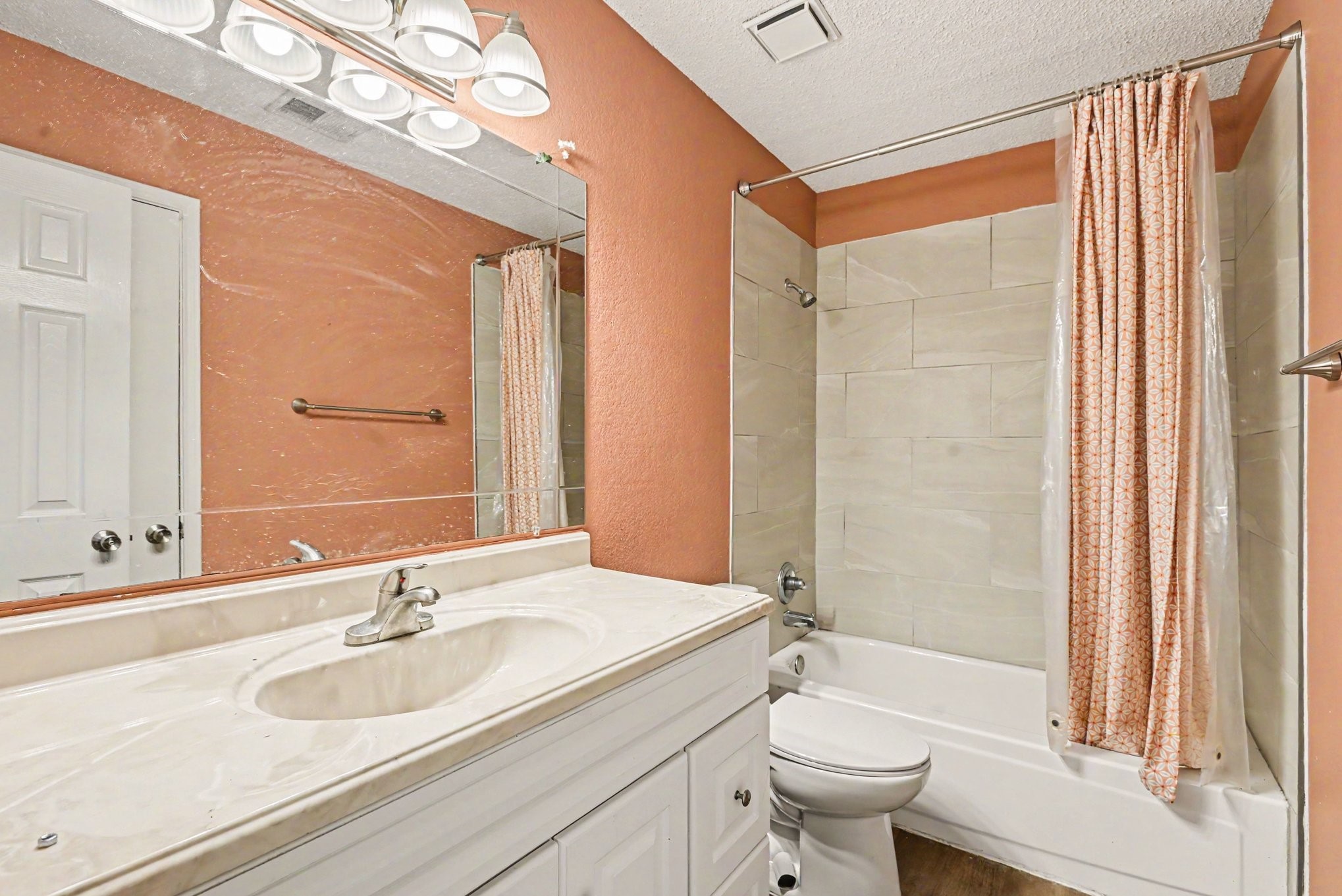 6940 Cheswick Drive North Richland Hills TX 76182