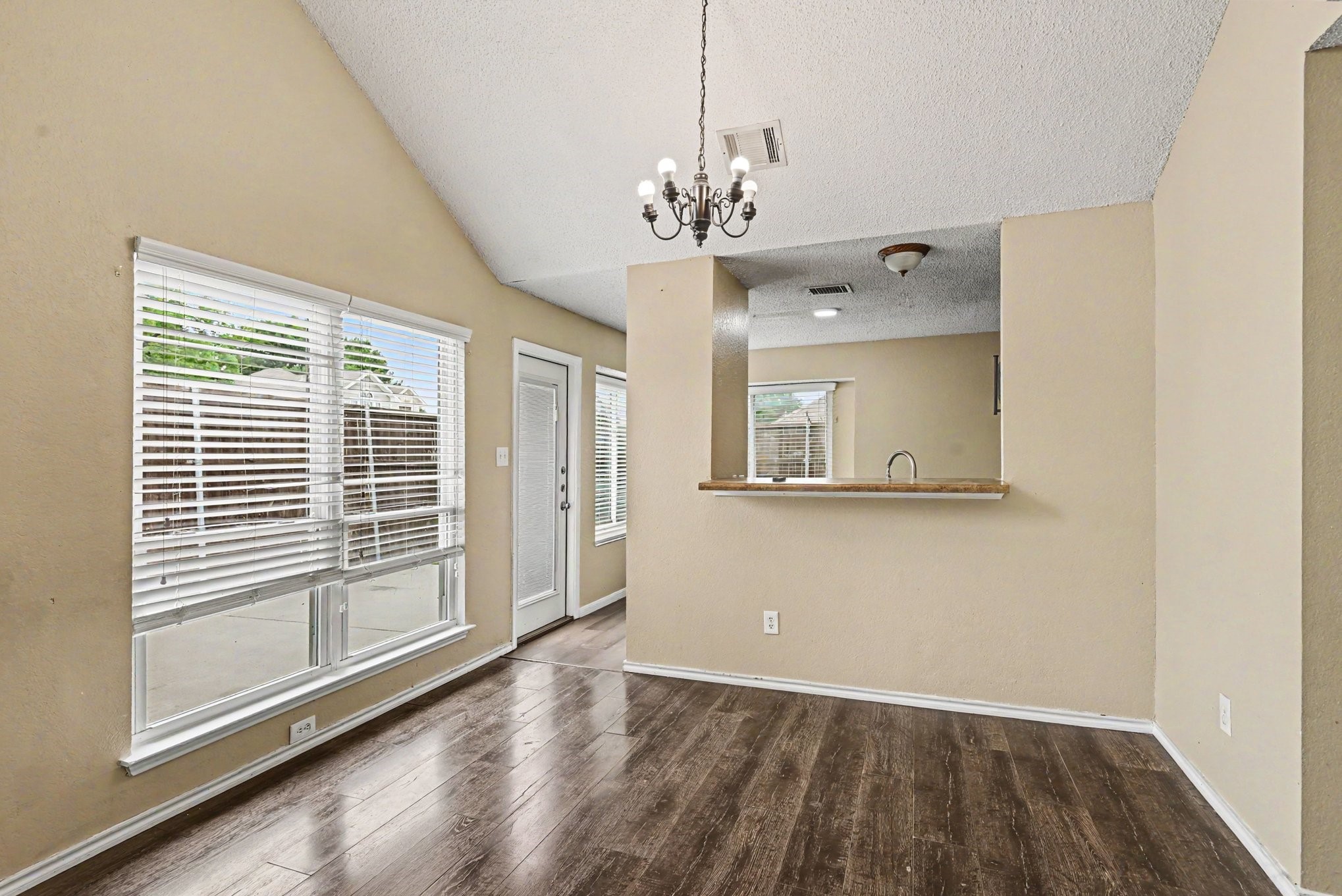 6940 Cheswick Drive North Richland Hills TX 76182