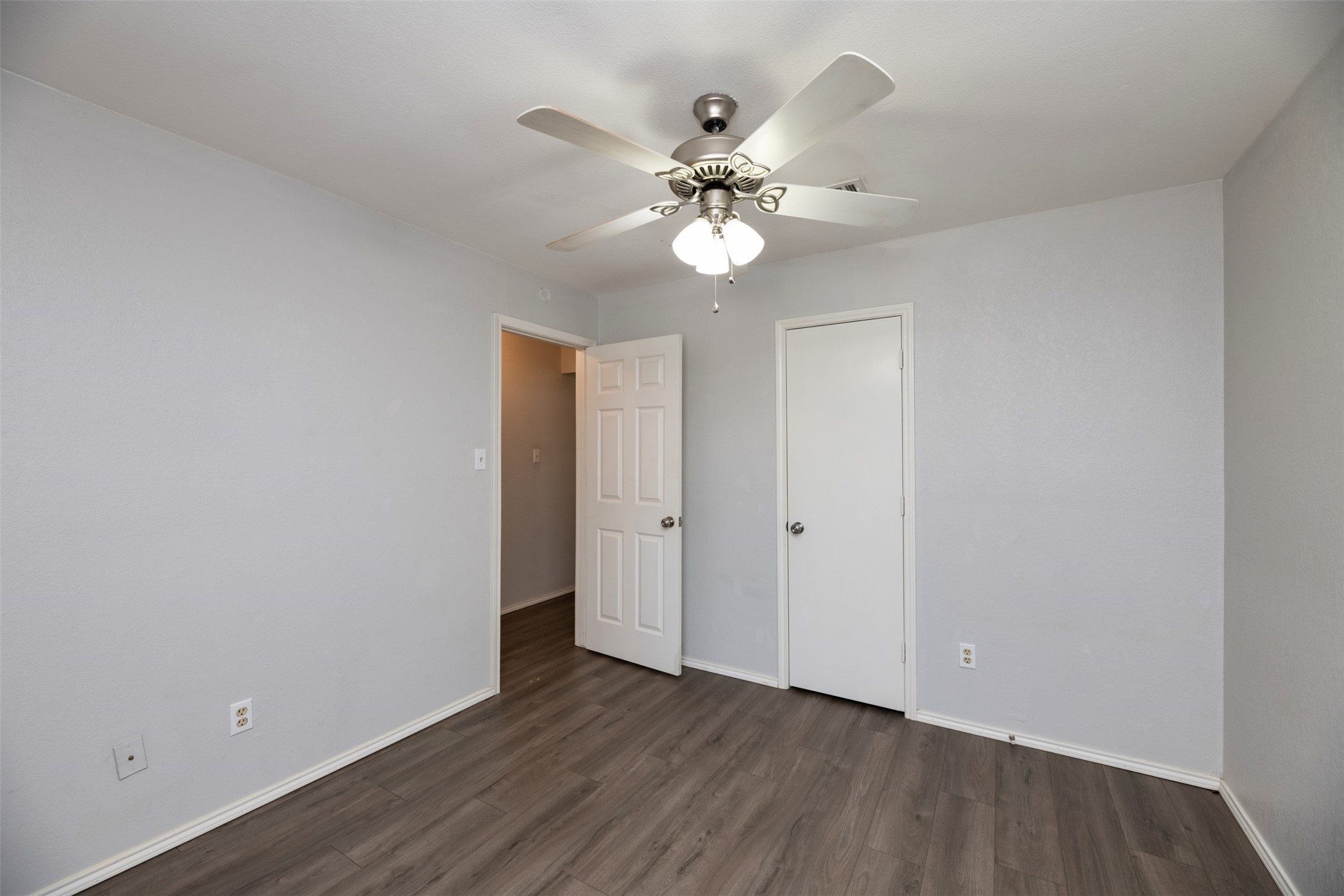 6433 Westridge Drive Watauga TX 76148