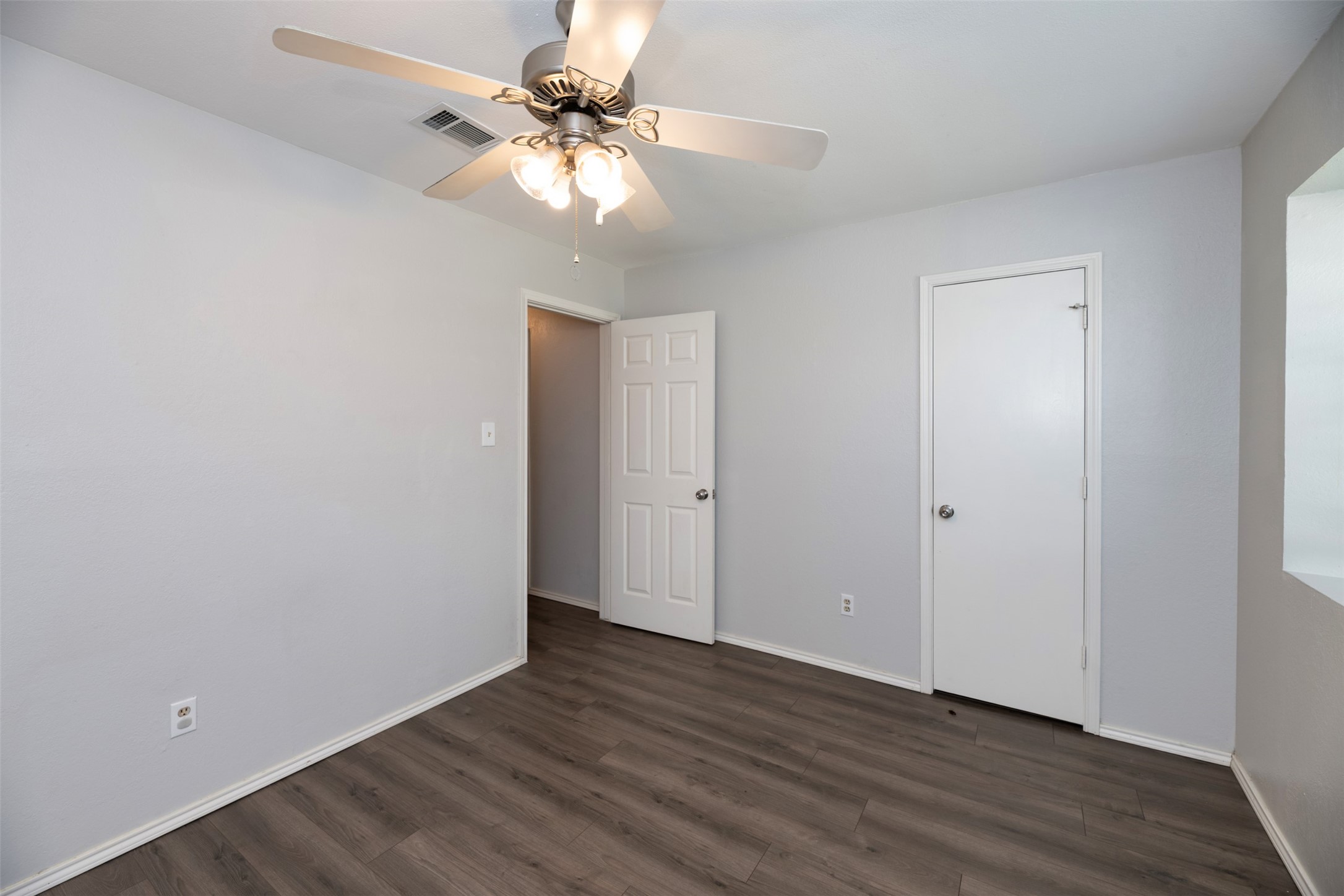 6433 Westridge Drive Watauga TX 76148