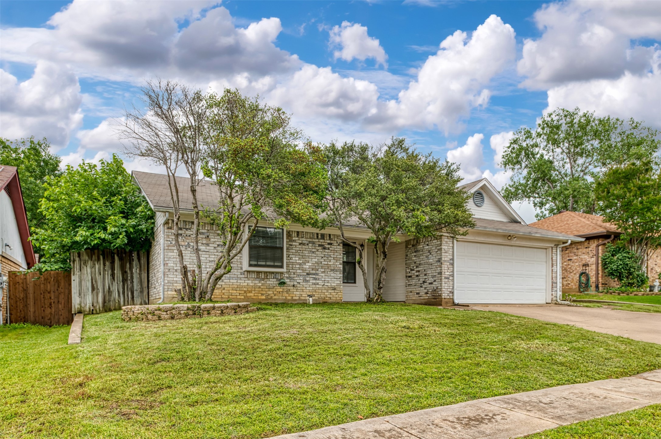 6433 Westridge Drive Watauga TX 76148