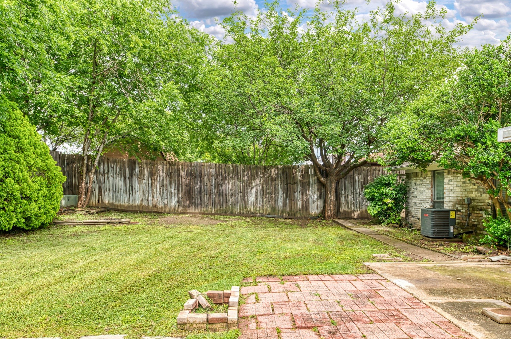 6433 Westridge Drive Watauga TX 76148