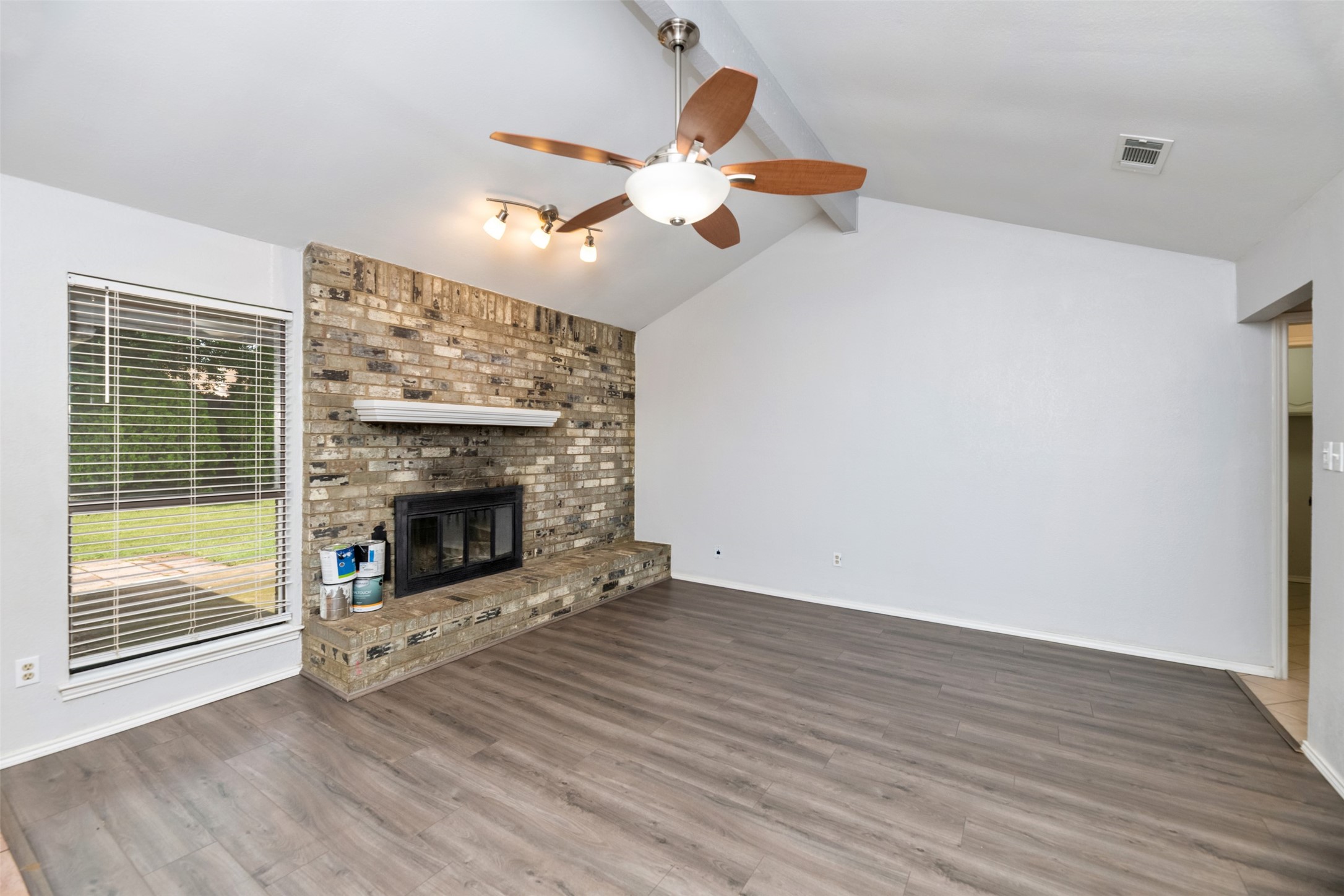 6433 Westridge Drive Watauga TX 76148
