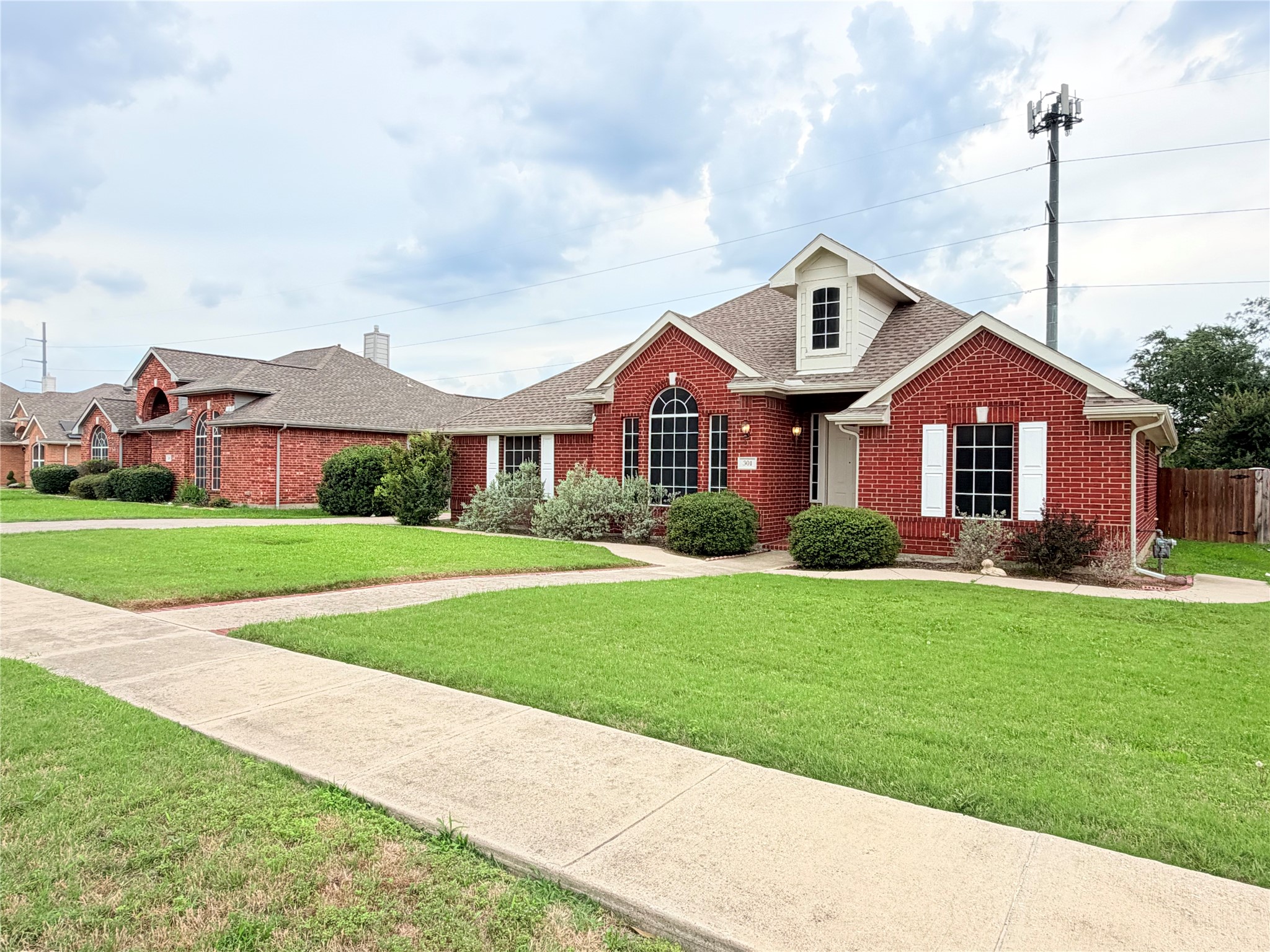 301 Mimosa Drive Murphy TX 75094