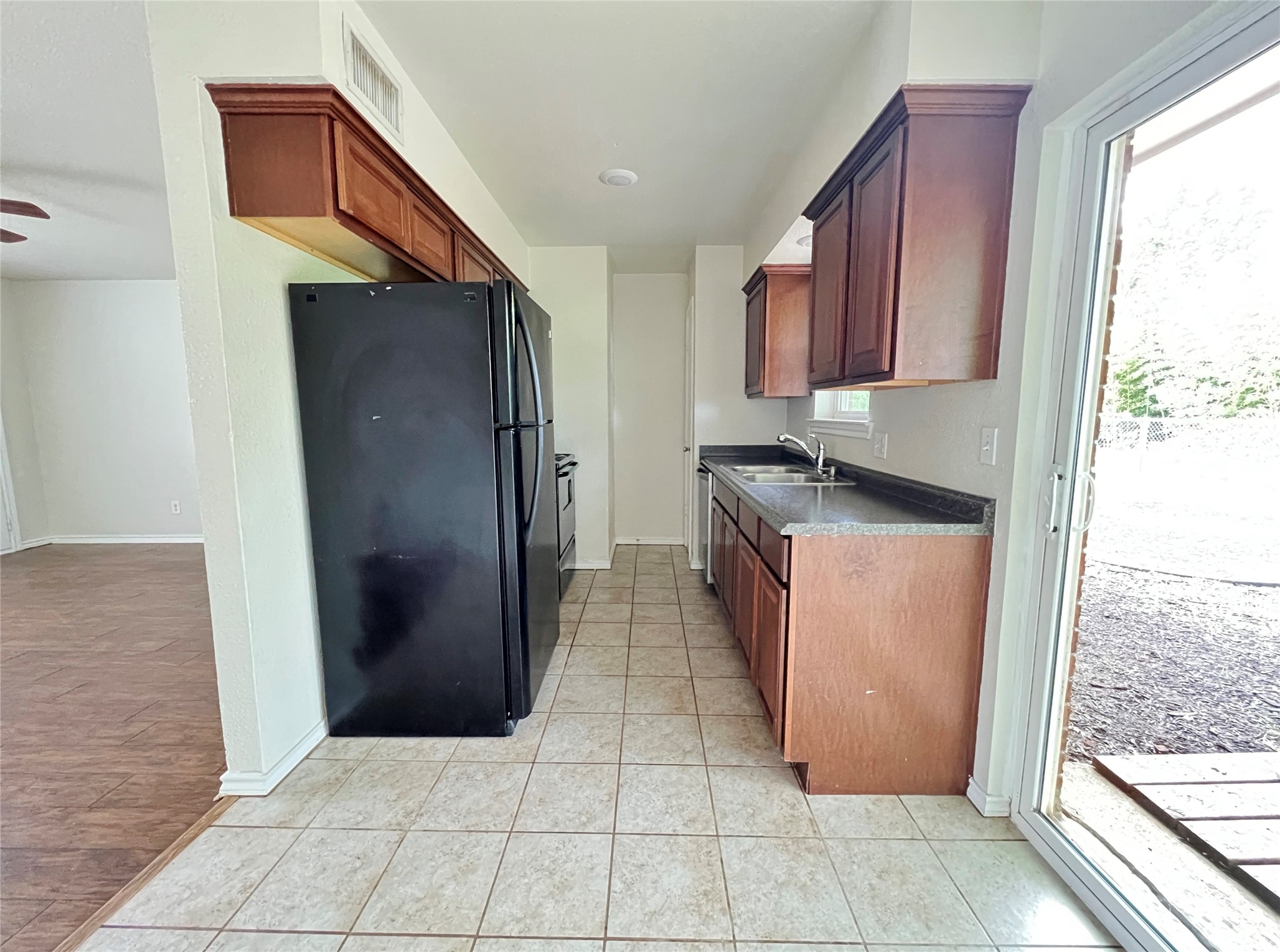 114 Southmanor Court Sanger TX 76266
