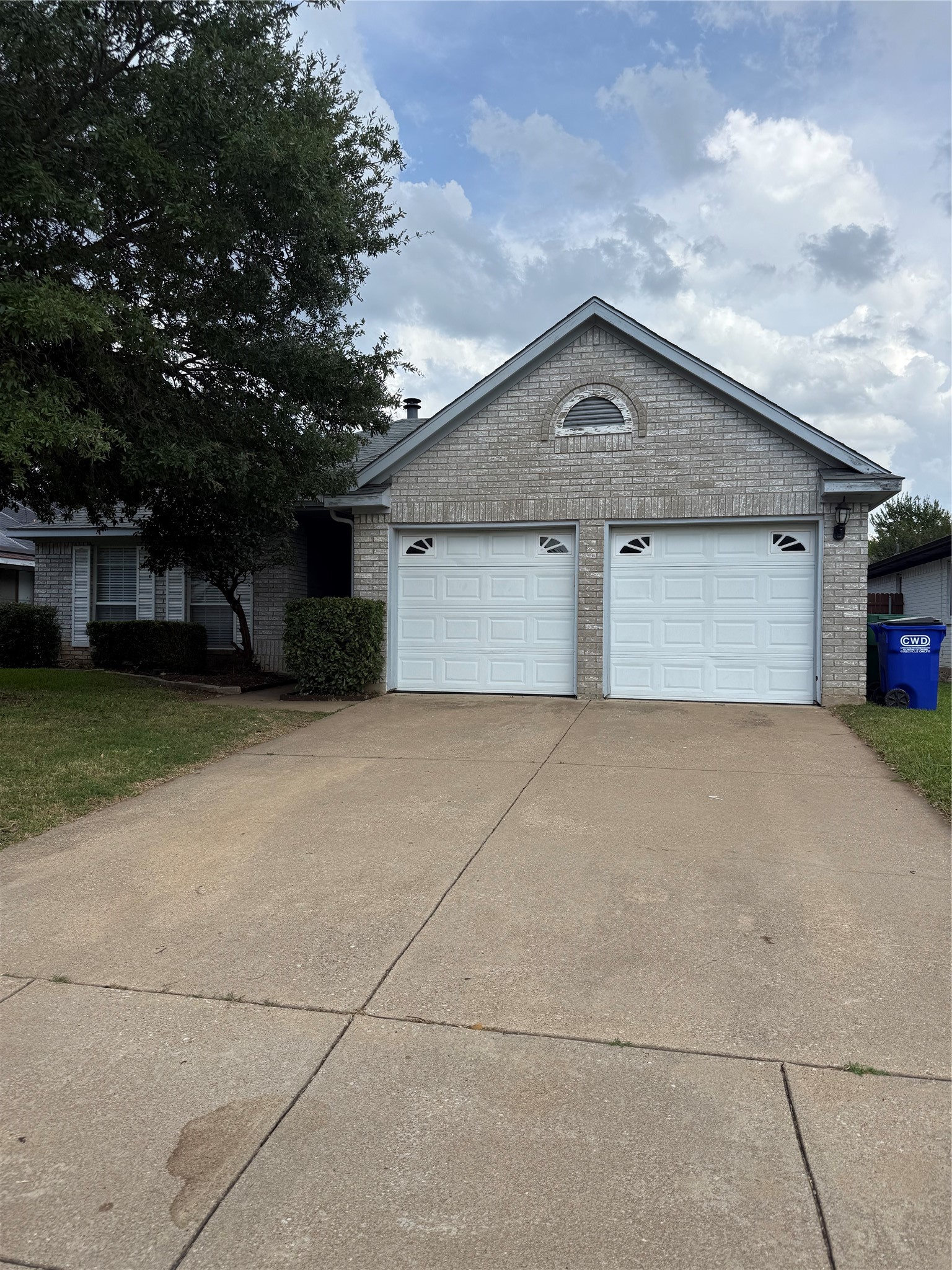 1209 Princeton Place Euless TX 76040