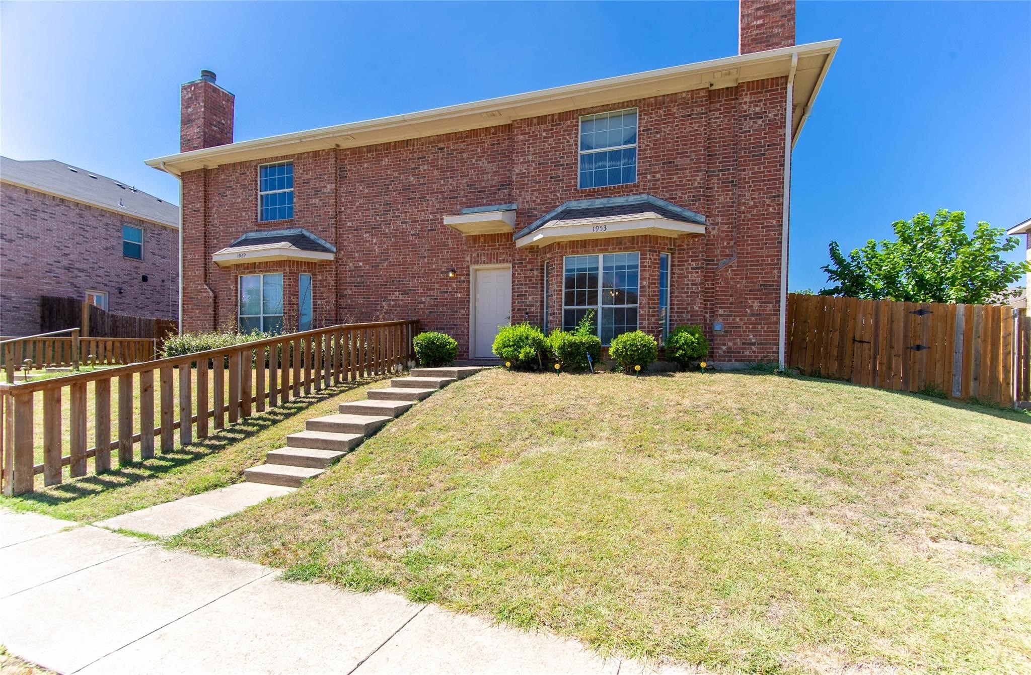 1953 Timber Oaks Drive Garland TX 75040