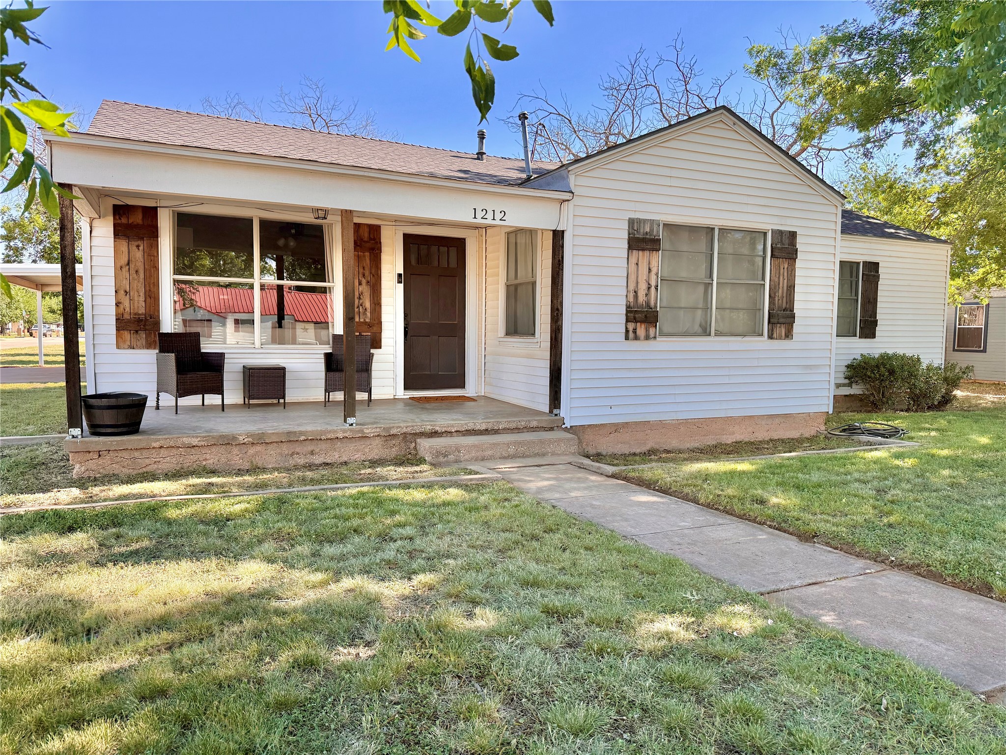 1212 S 10th Merkel TX 79536