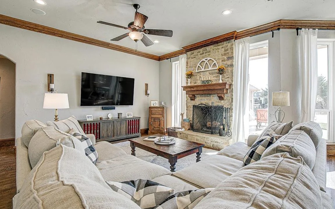 400 Chippendale Drive Heath TX 75032