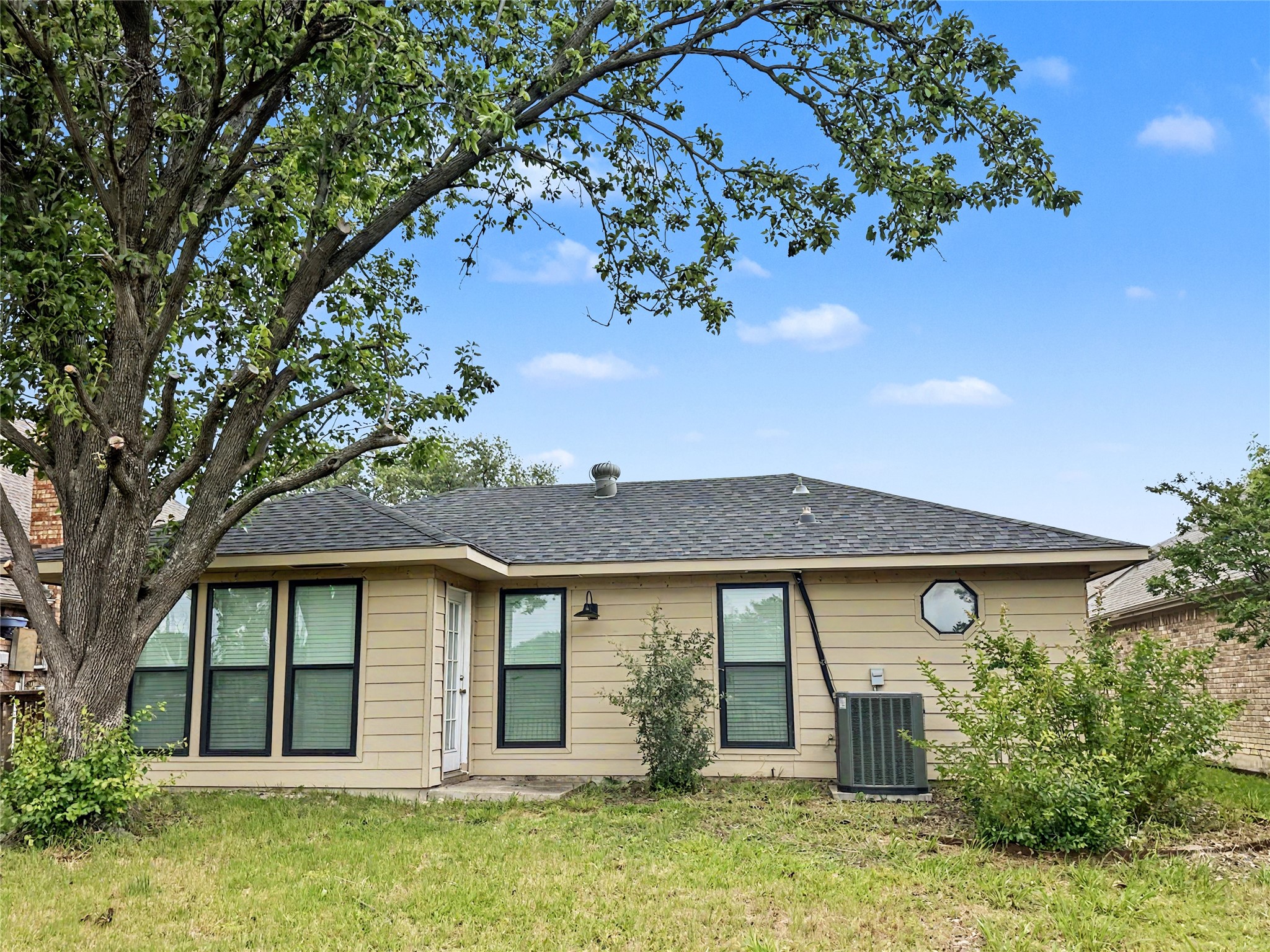 2730 Big Oaks Drive Garland TX 75044
