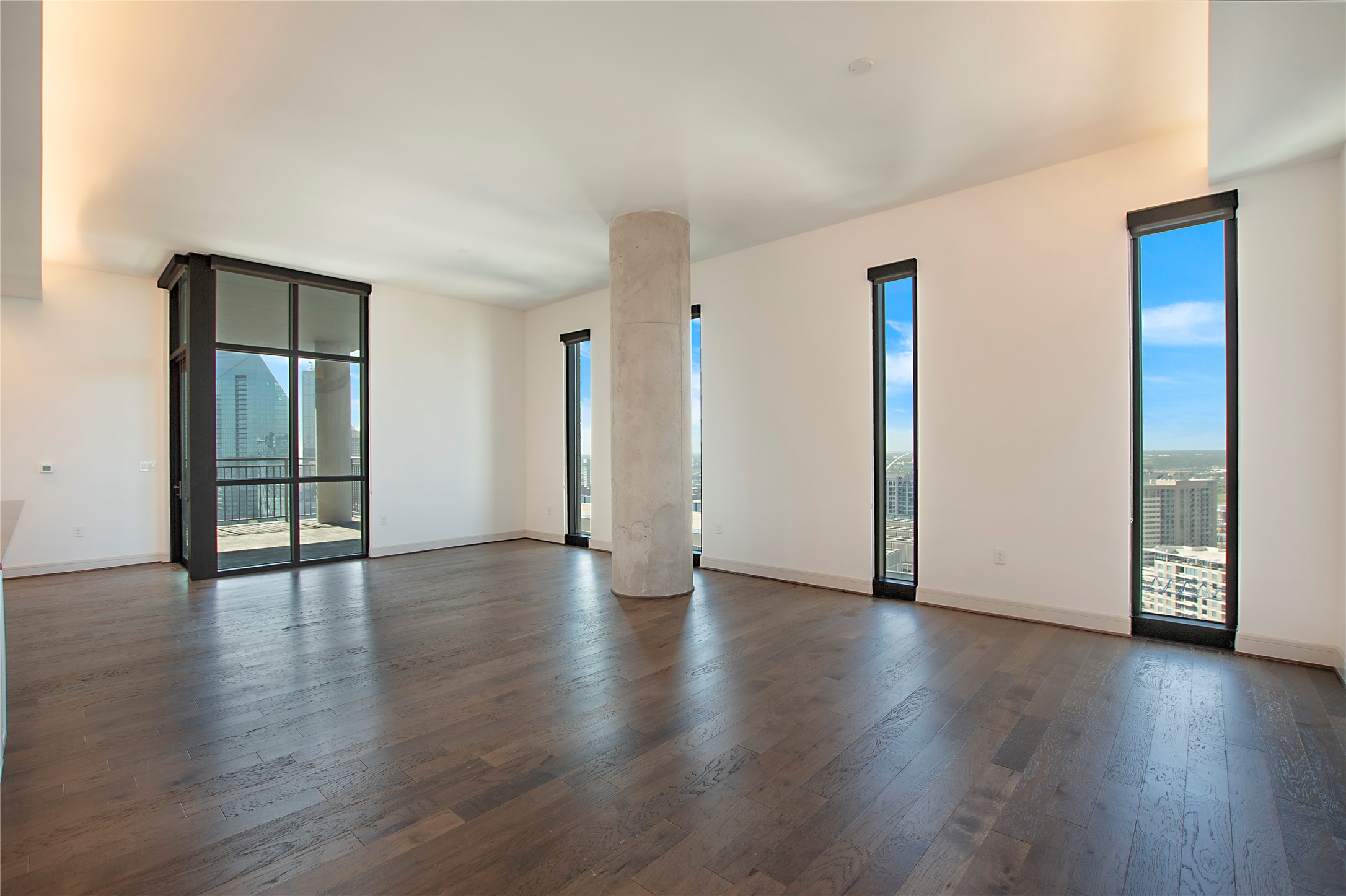 2323 N Akard Street Dallas TX 75204