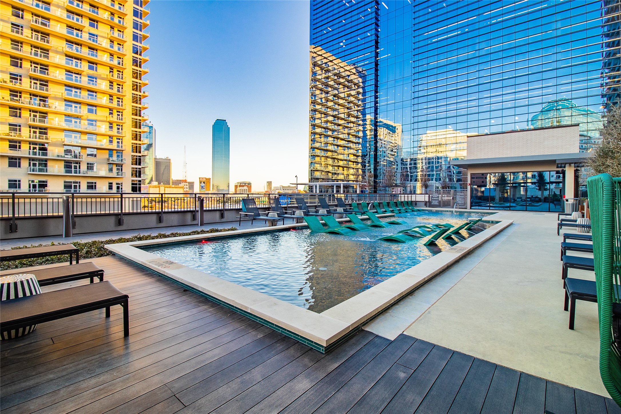 2323 N Akard Street Dallas TX 75204