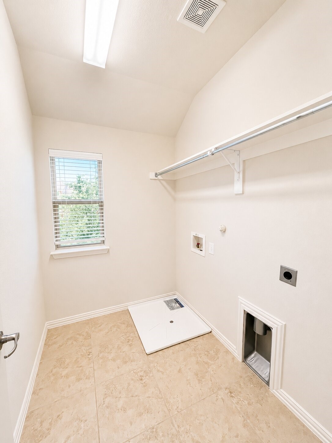 1033 Lone Ivory Trail Arlington TX 76005