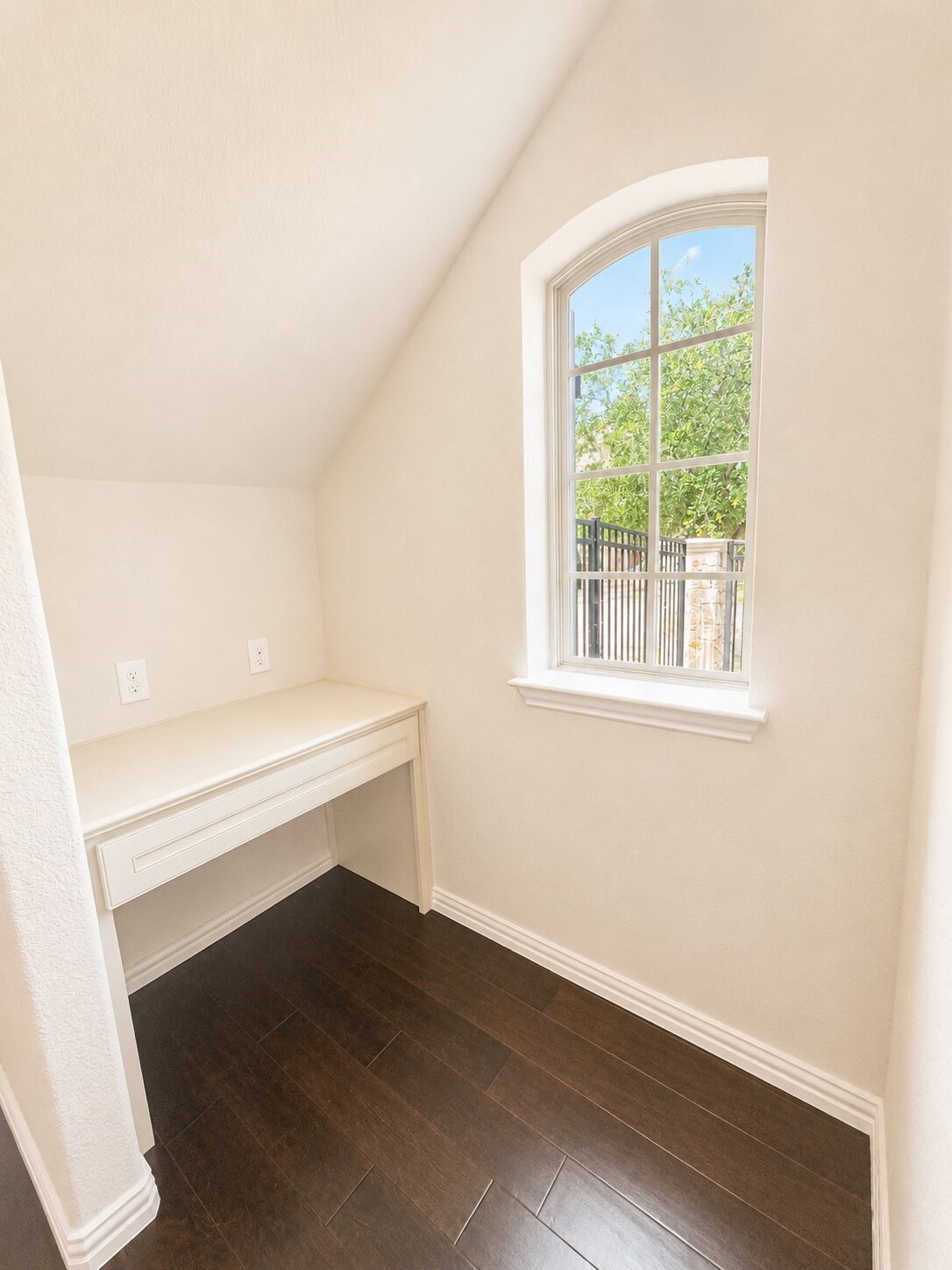 1033 Lone Ivory Trail Arlington TX 76005