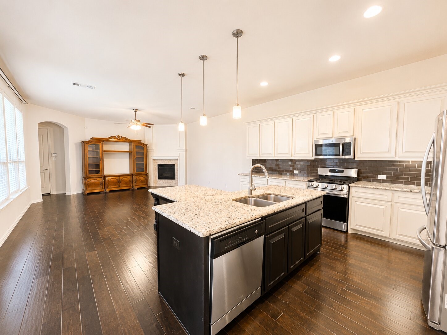 1033 Lone Ivory Trail Arlington TX 76005