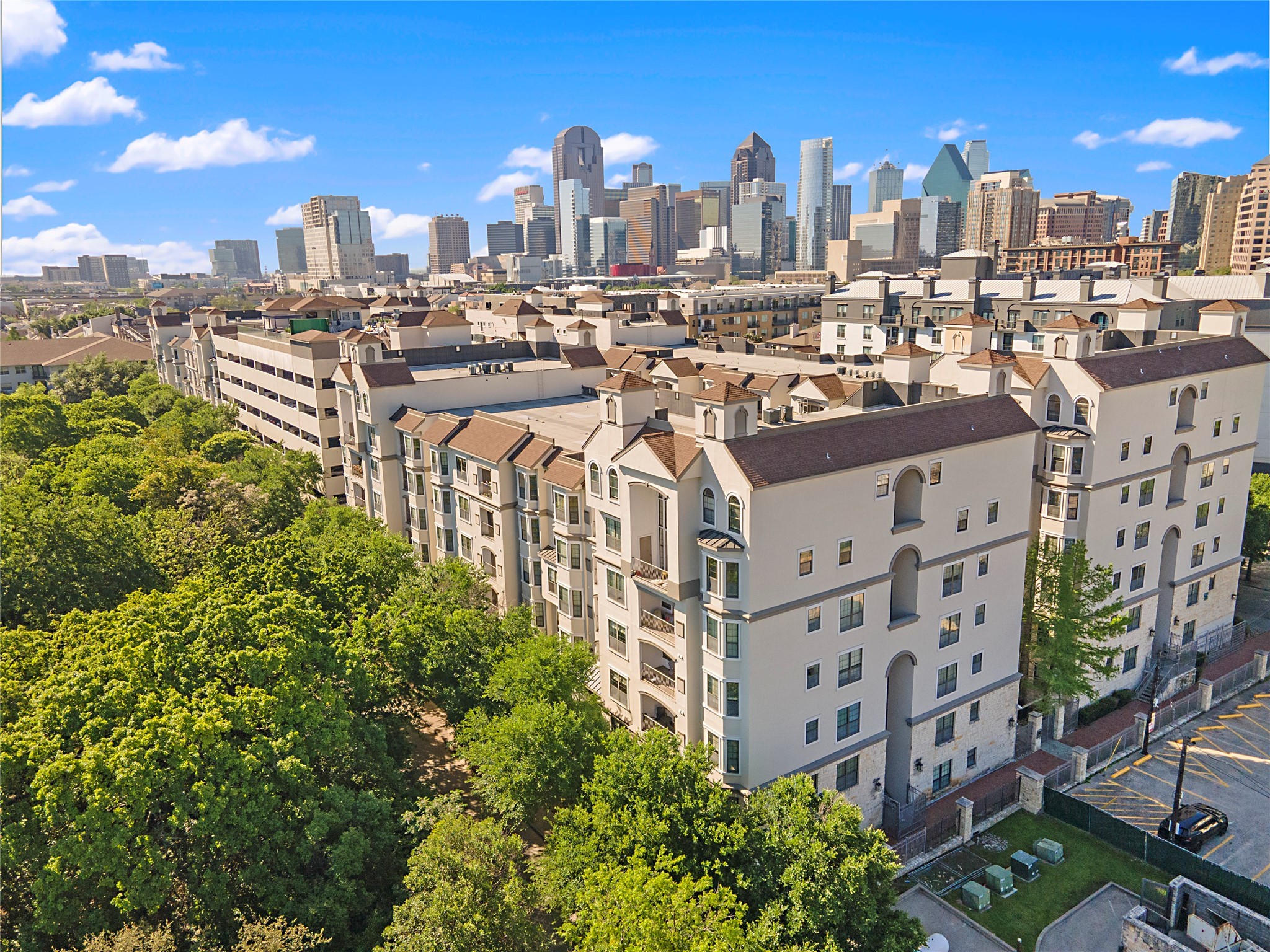 2610 Allen Street Dallas TX 75204