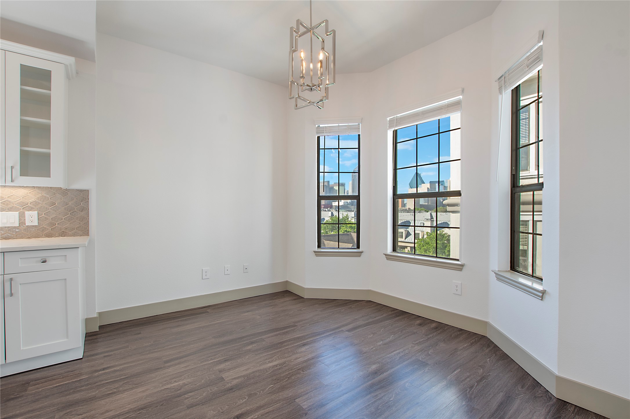 2610 Allen Street Dallas TX 75204