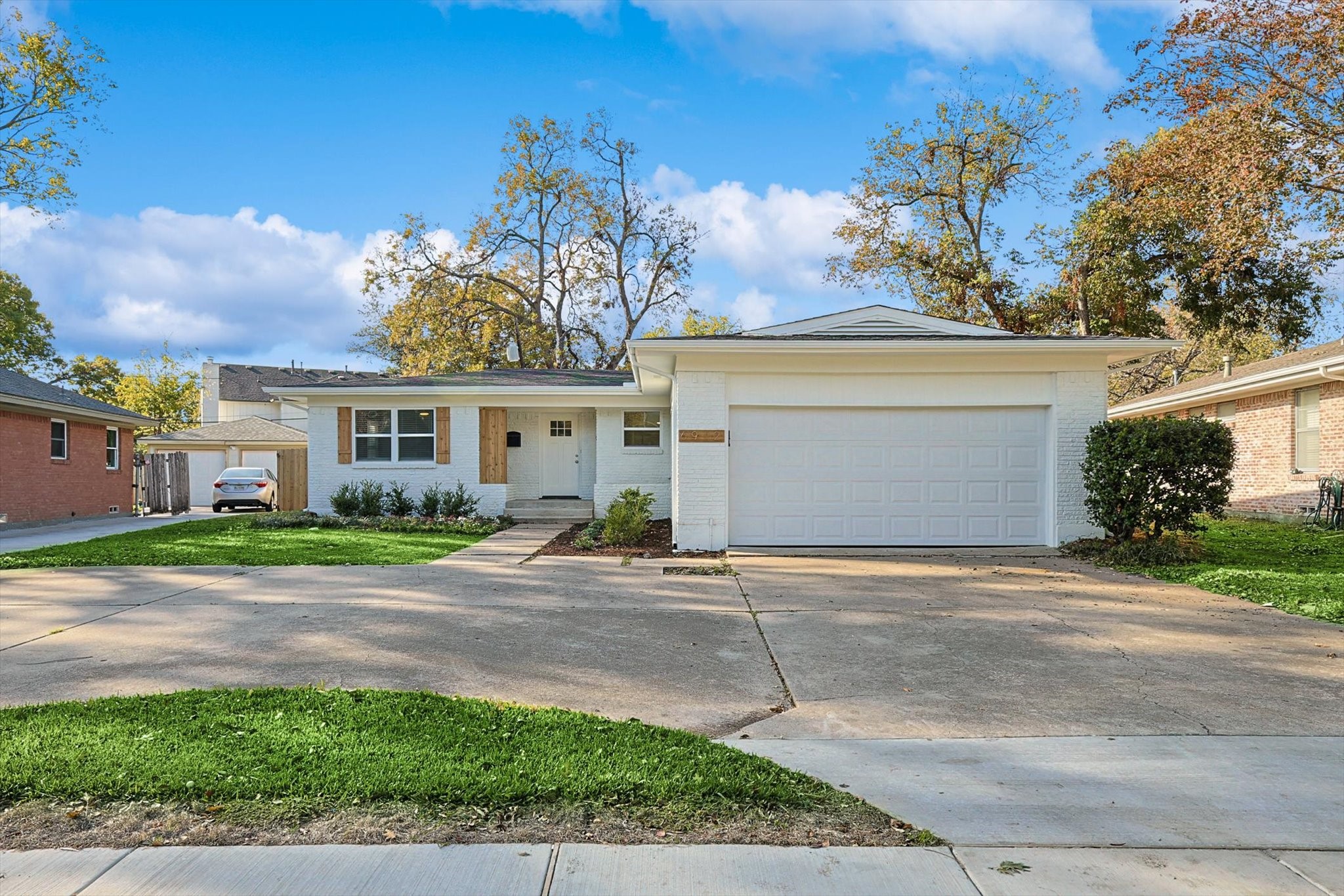 6912 Clemson Drive Dallas TX 75214