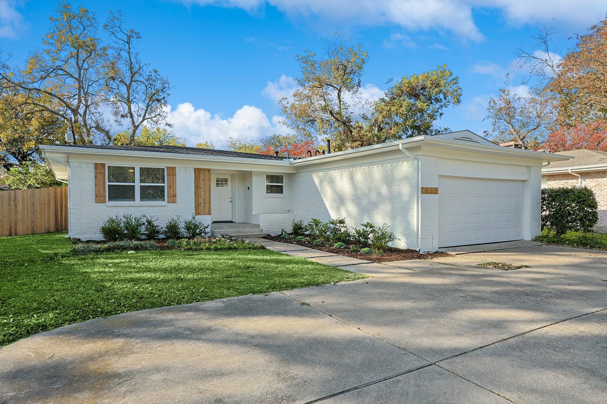 6912 Clemson Drive Dallas TX 75214