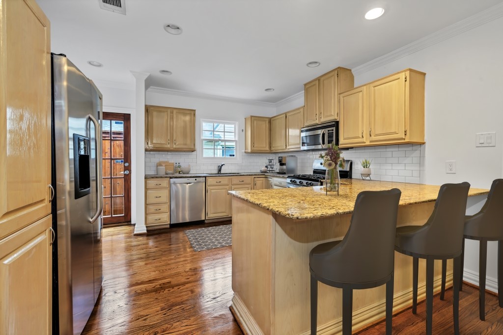 5604 Martel Avenue Dallas TX 75206