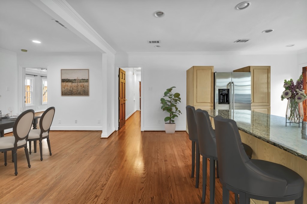 5604 Martel Avenue Dallas TX 75206