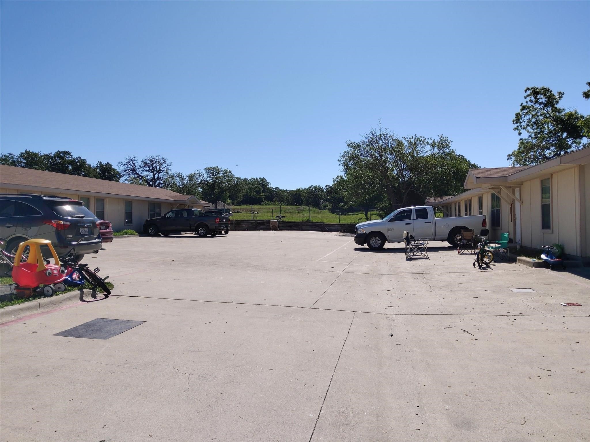 911 Highway 81 N Bowie TX 76230