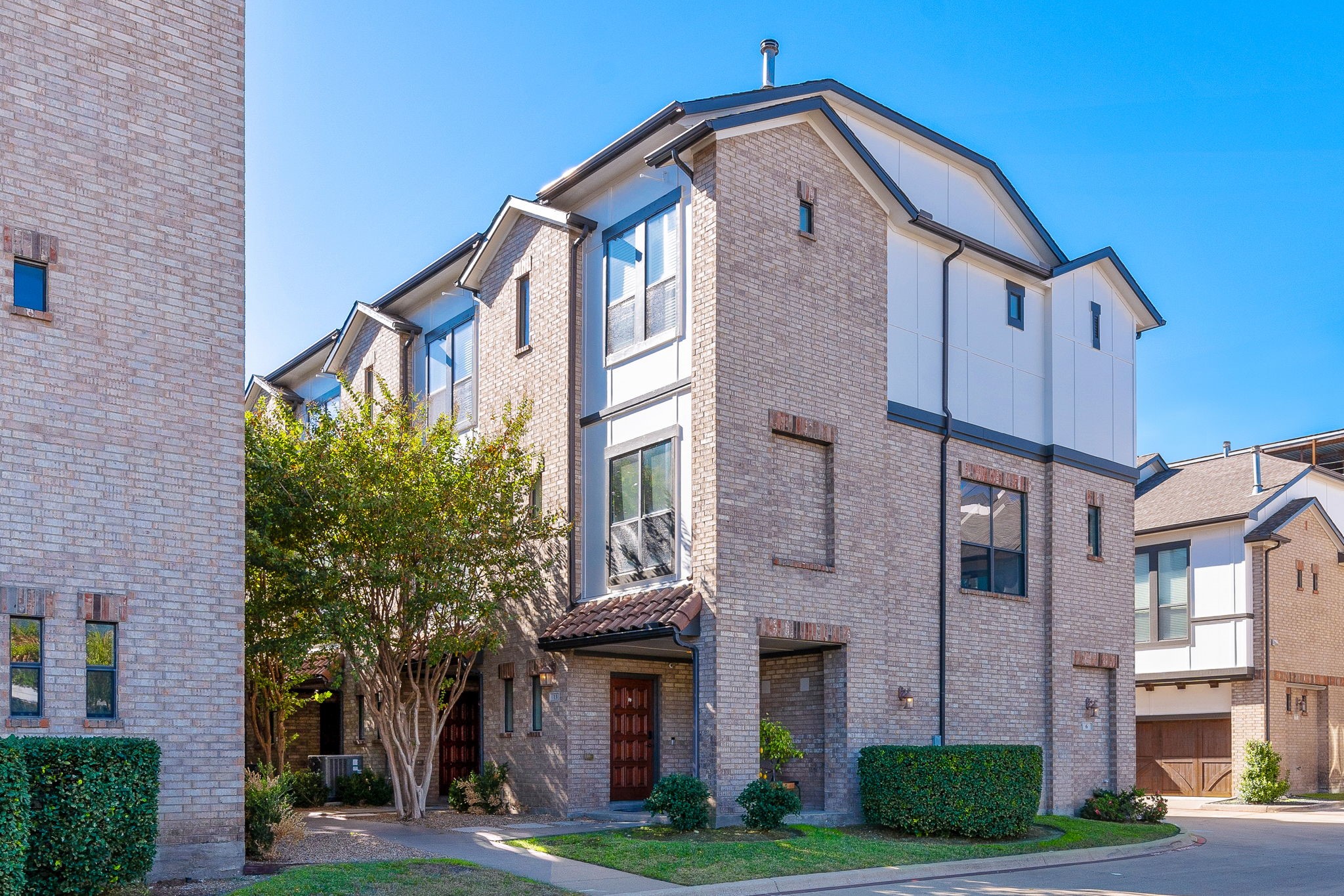 13900 Noel Road Dallas TX 75240
