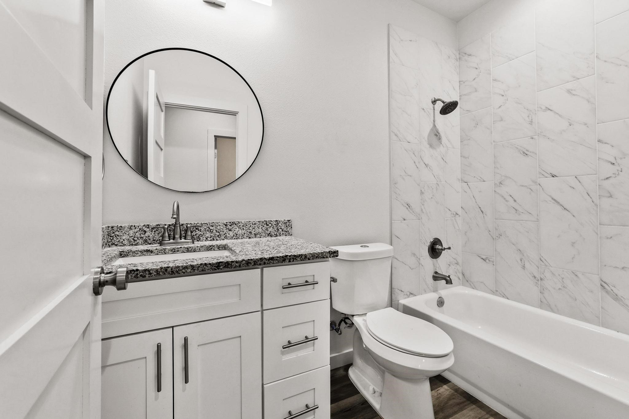 1221 W Johnson Street Denison TX 75020