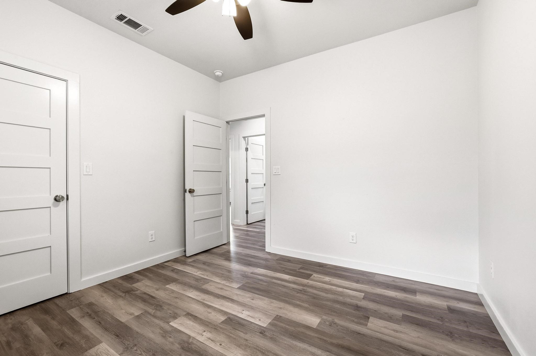 1221 W Johnson Street Denison TX 75020