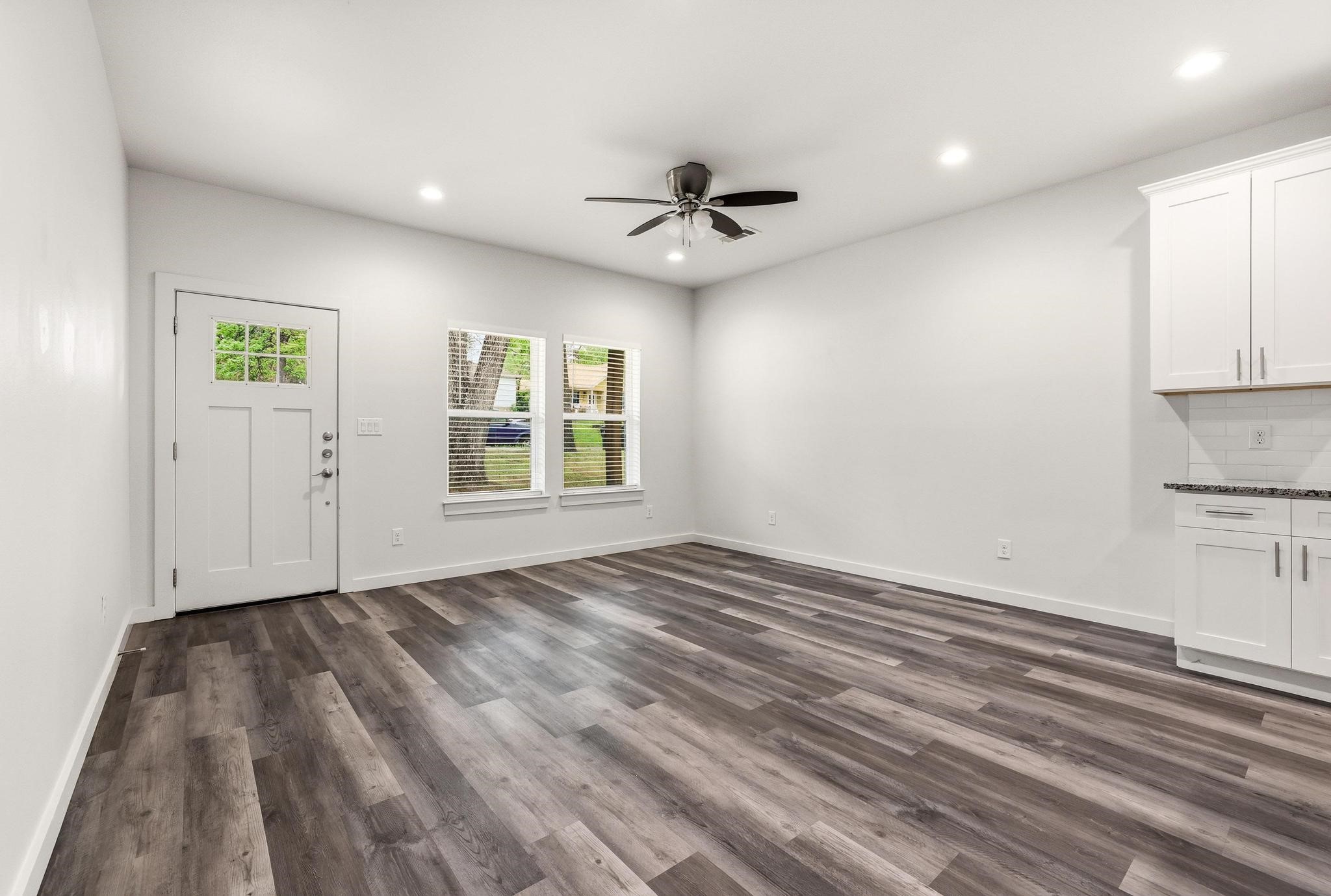 1221 W Johnson Street Denison TX 75020