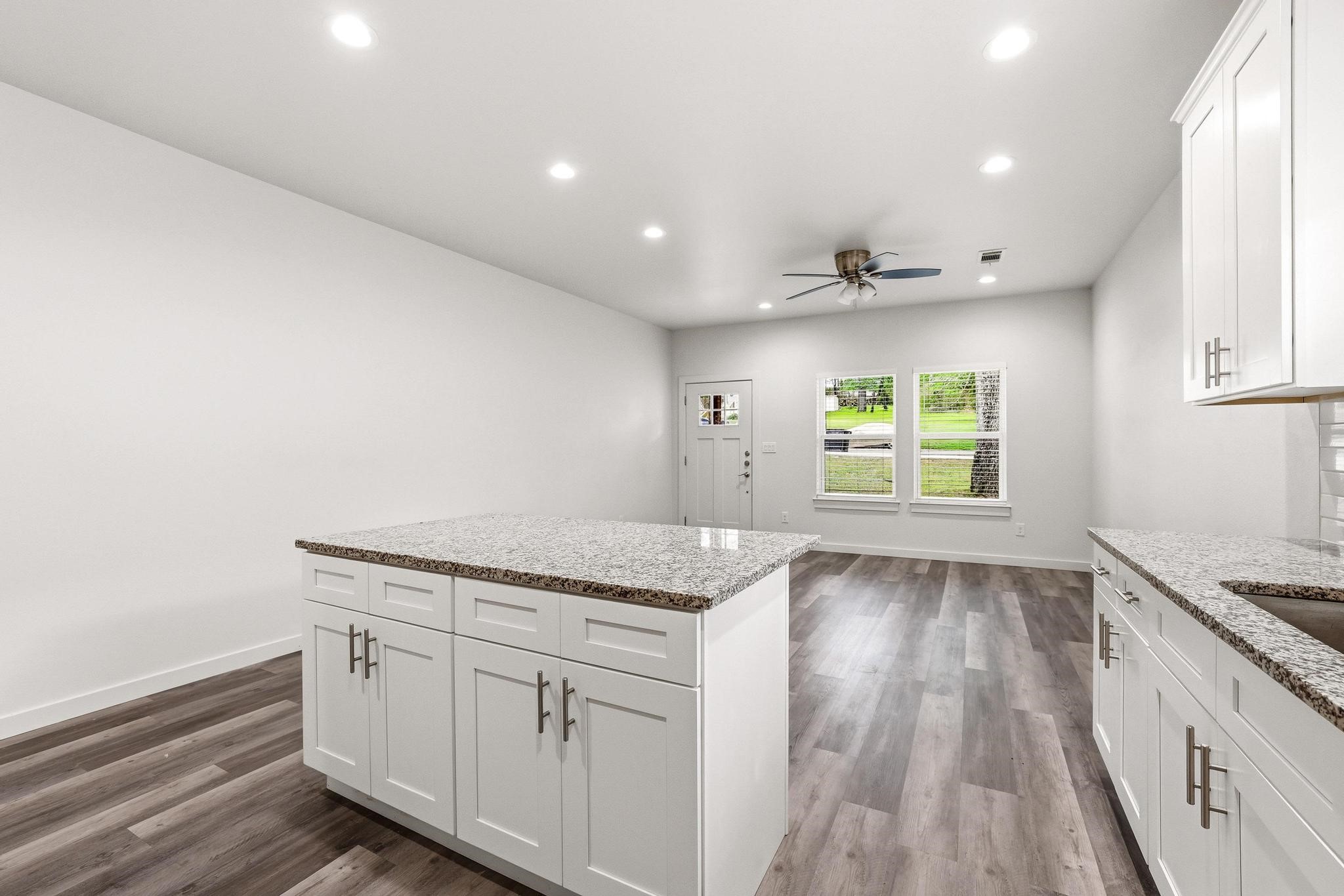 1221 W Johnson Street Denison TX 75020