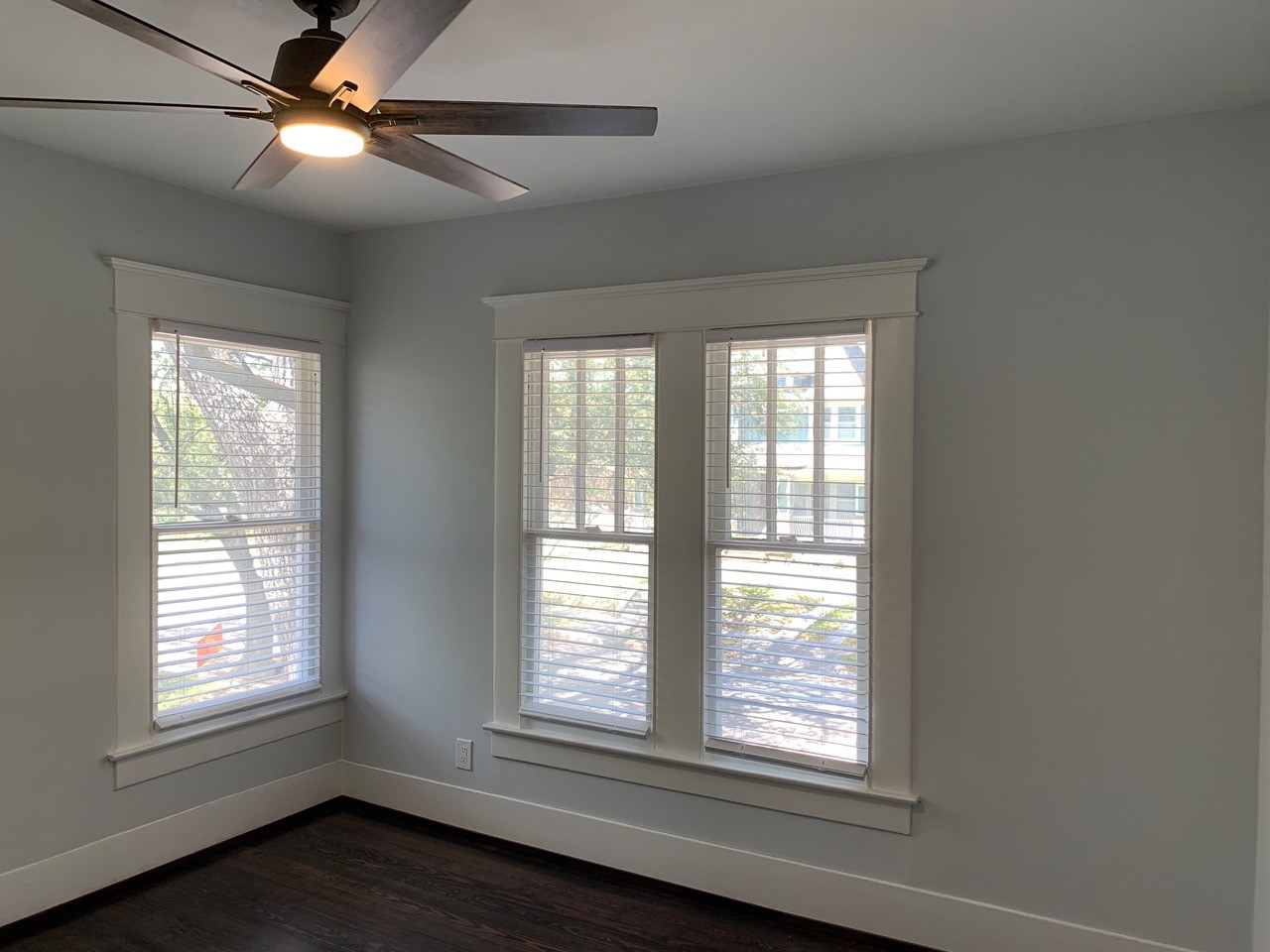 5404 Miller Avenue Dallas TX 75206