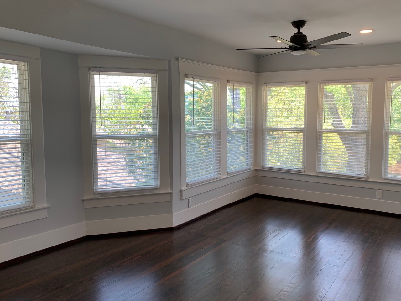 5404 Miller Avenue Dallas TX 75206