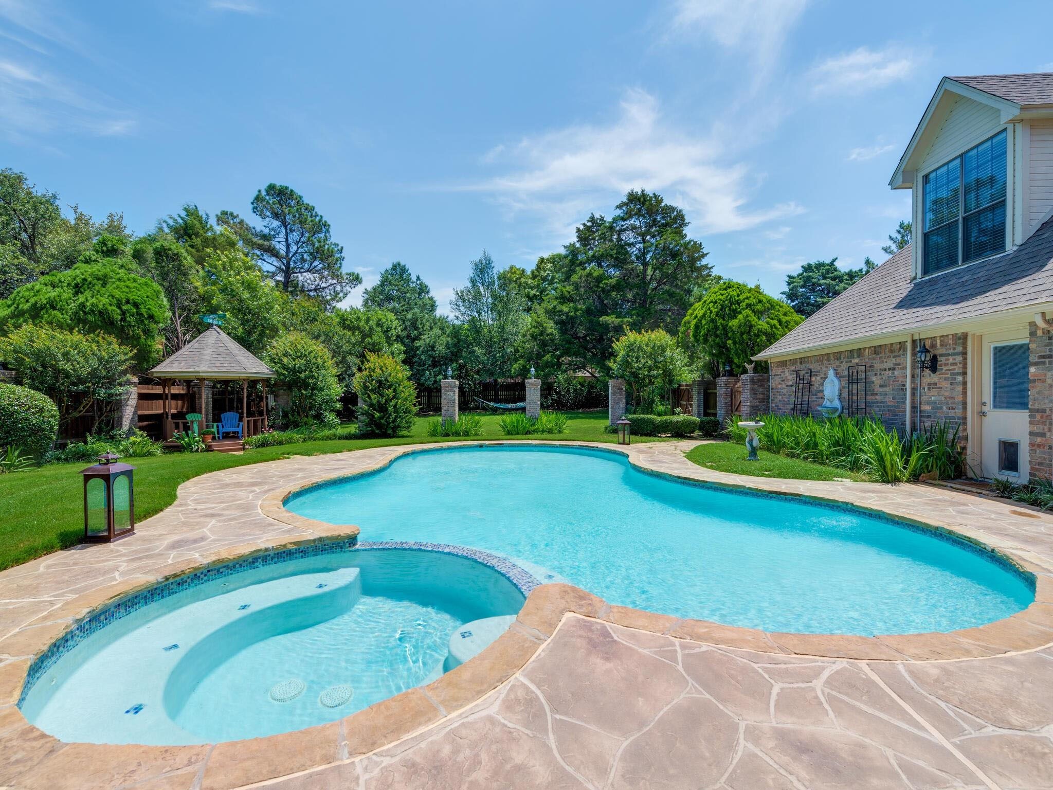 910 Emerald Boulevard Southlake TX 76092