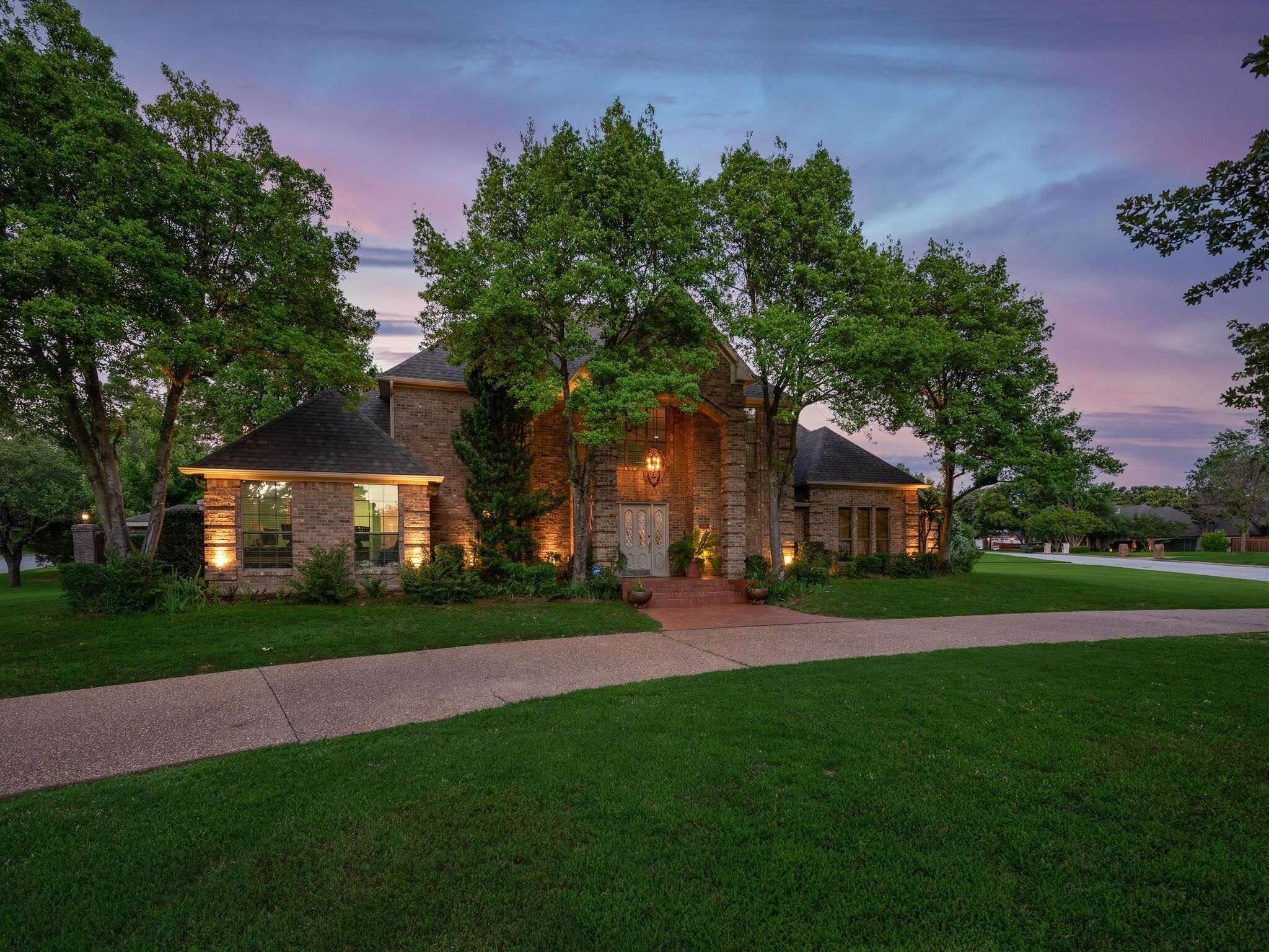 910 Emerald Boulevard Southlake TX 76092