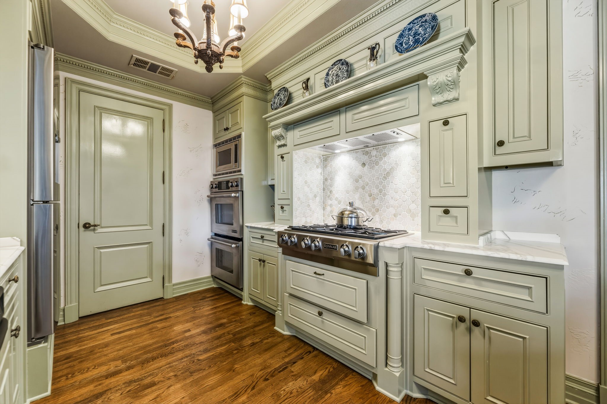 3535 Gillespie Street Dallas TX 75219