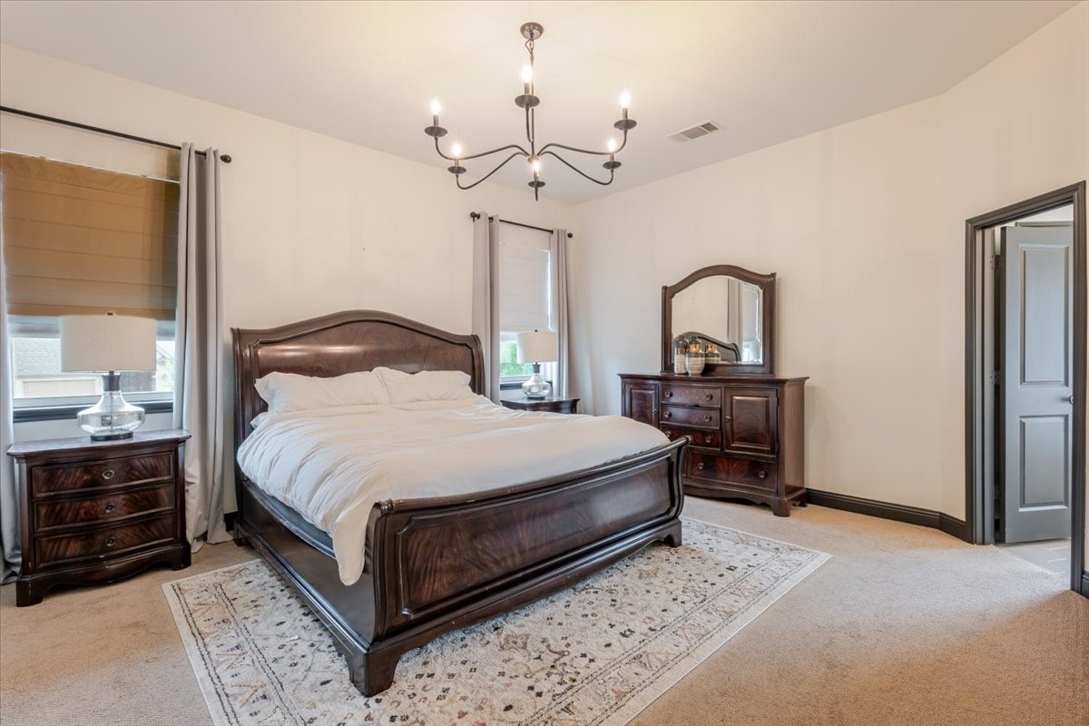 560 Inwood Street Benbrook TX 76126