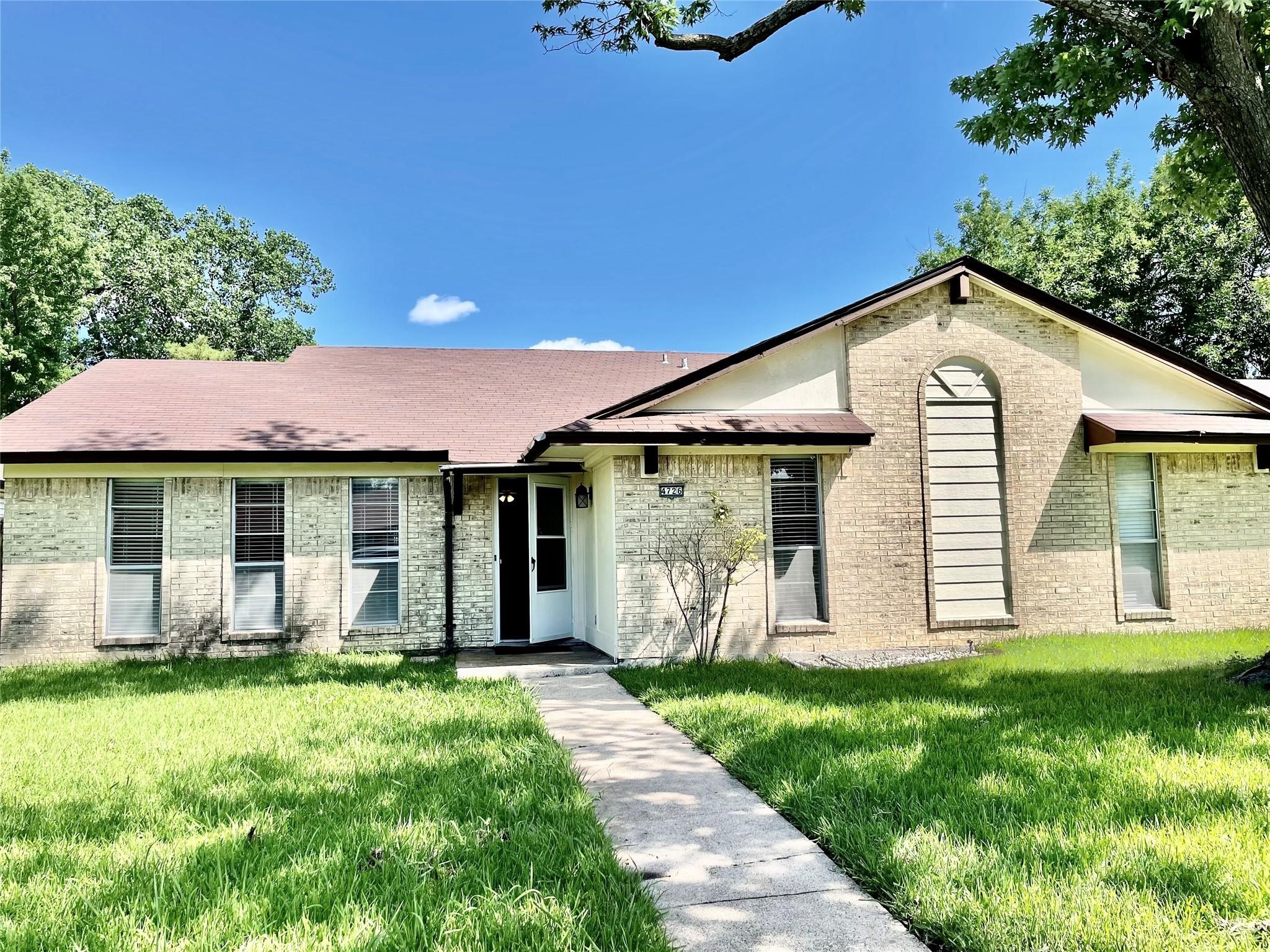 4726 Oakwood Drive Garland TX 75043